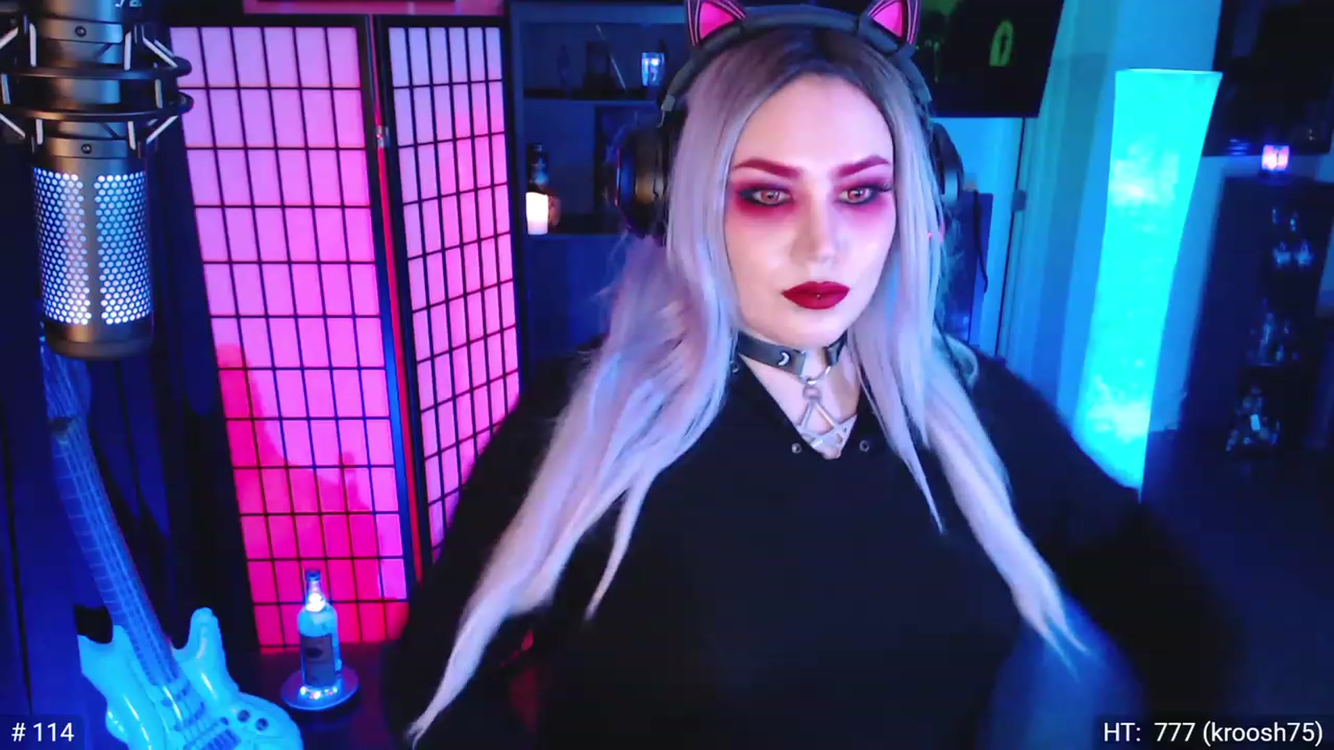 Gallery image thumbnail from QueenOfMetal's myfreecams stream on, 01/01/2023, 11:42 image 6 of 20