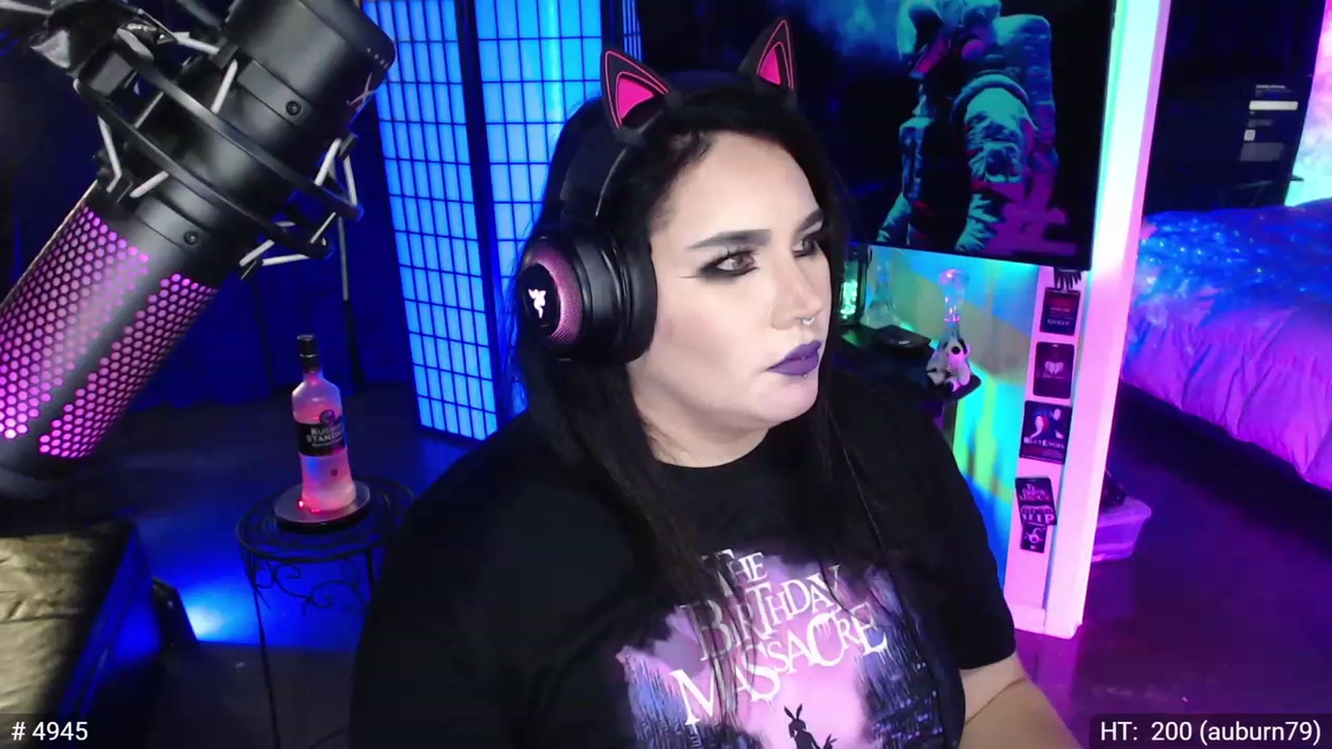Gallery image thumbnail from QueenOfMetal's myfreecams stream on, 07/20/2023, 13:30 image 12 of 20