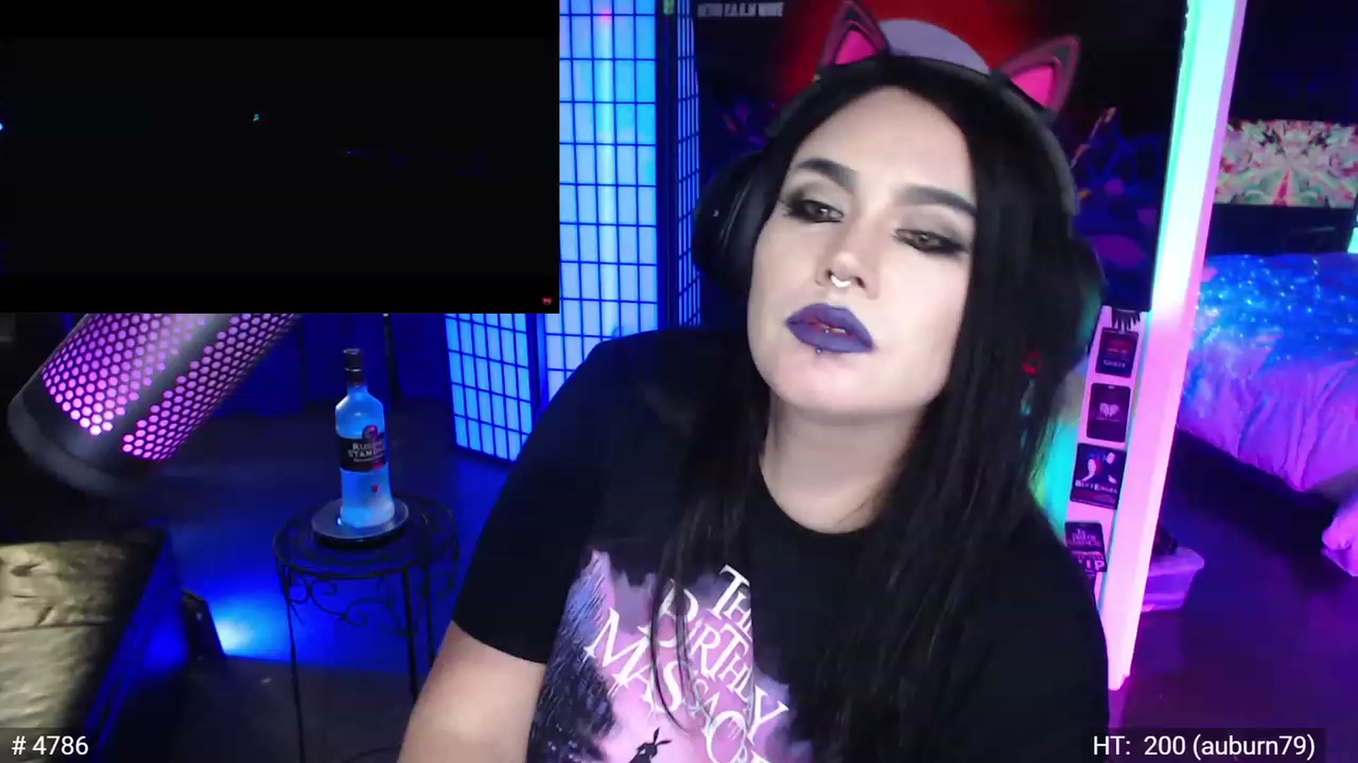 Gallery image thumbnail from QueenOfMetal's myfreecams stream on, 07/20/2023, 16:11 image 18 of 20