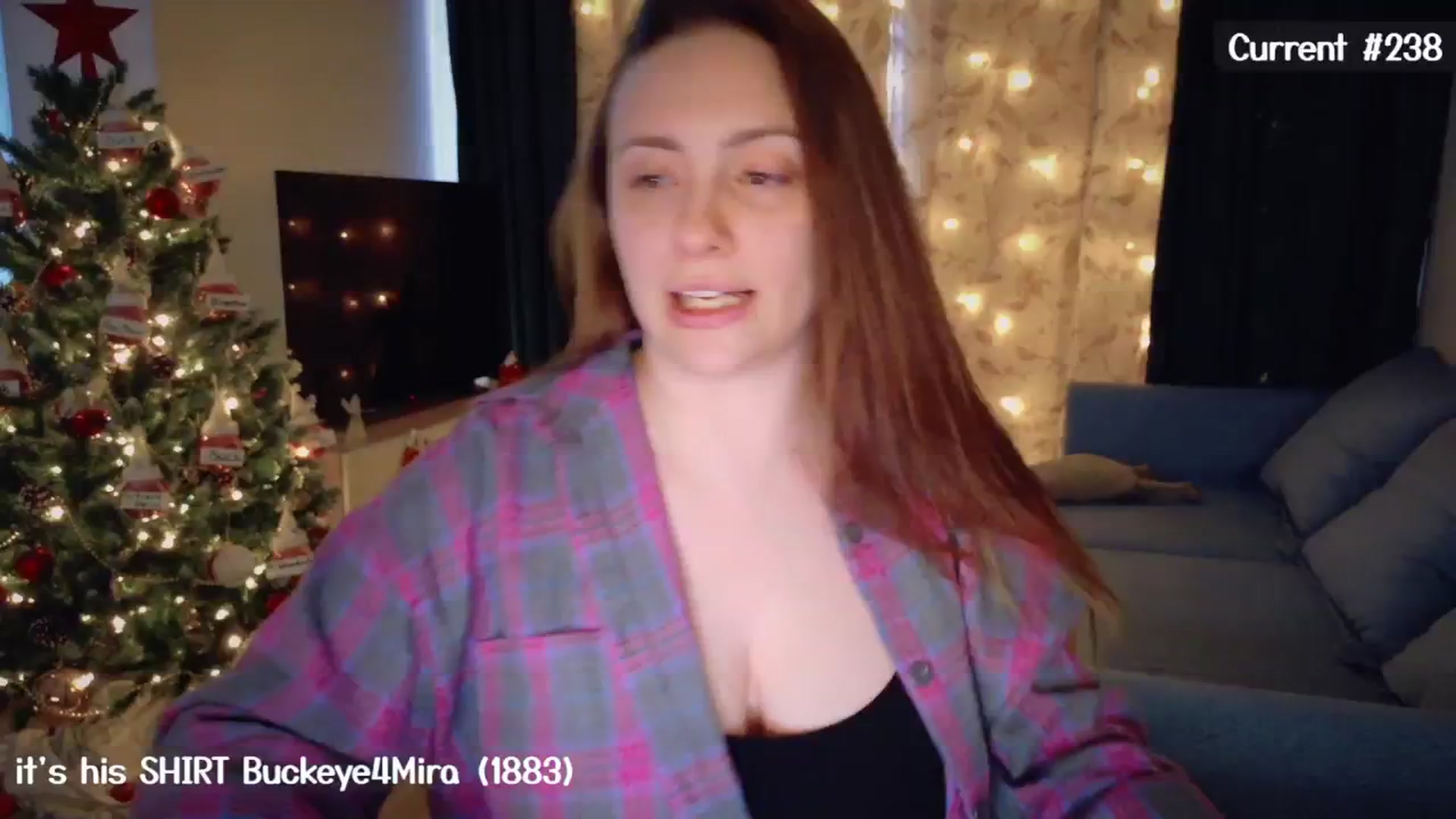 Gallery image thumbnail from QueenOfTease_'s myfreecams stream on, 12/12/2024, 07:27 image 9 of 20