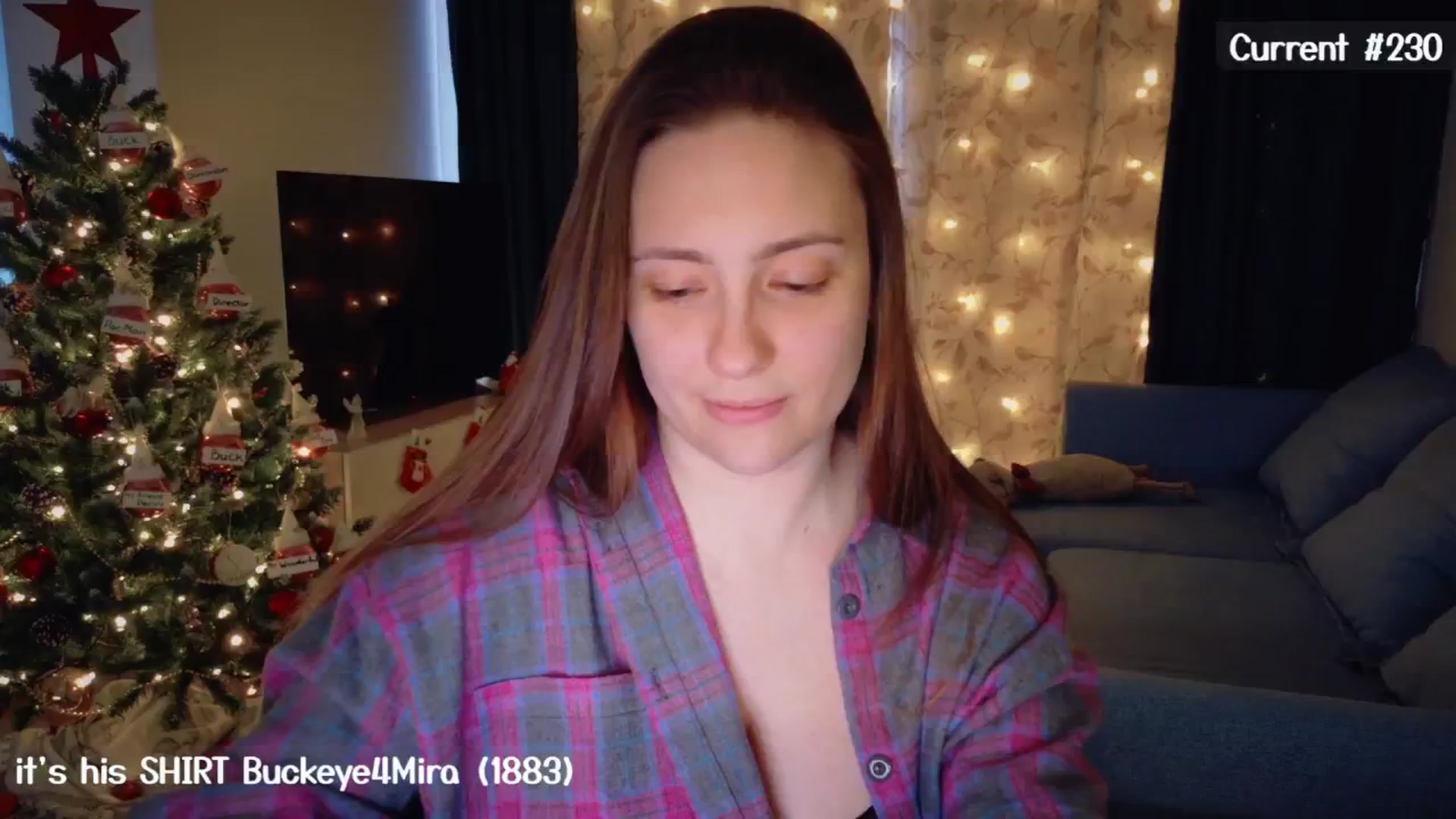 Gallery image thumbnail from QueenOfTease_'s myfreecams stream on, 12/12/2024, 07:27 image 18 of 20