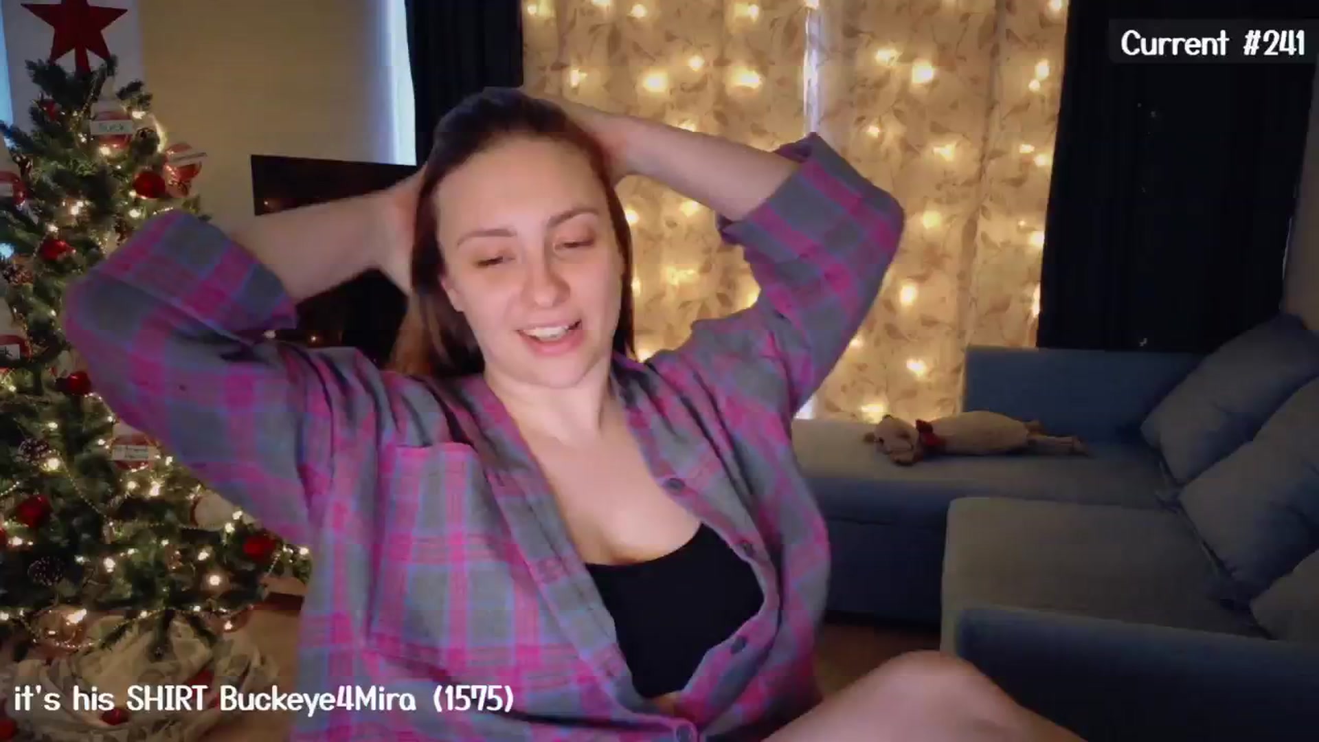 Gallery image thumbnail from QueenOfTease_'s myfreecams stream on, 12/12/2024, 07:27 image 4 of 20