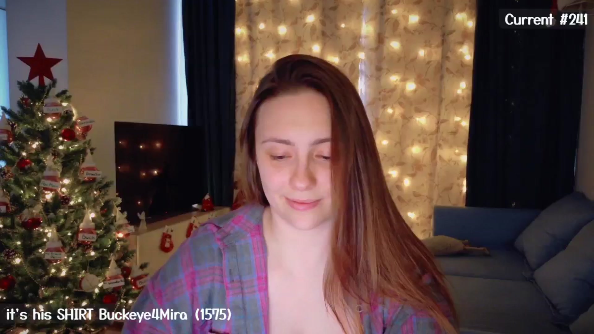 Gallery image thumbnail from QueenOfTease_'s myfreecams stream on, 12/12/2024, 07:27 image 2 of 20