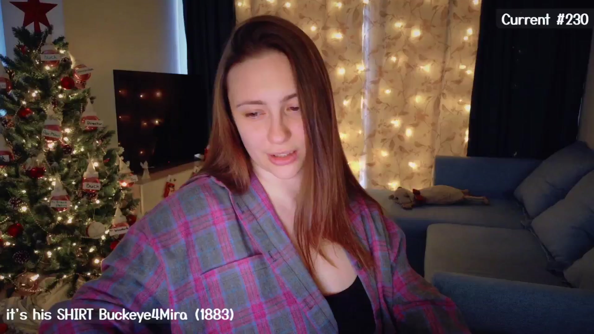 Gallery image thumbnail from QueenOfTease_'s myfreecams stream on, 12/12/2024, 07:27 image 16 of 20