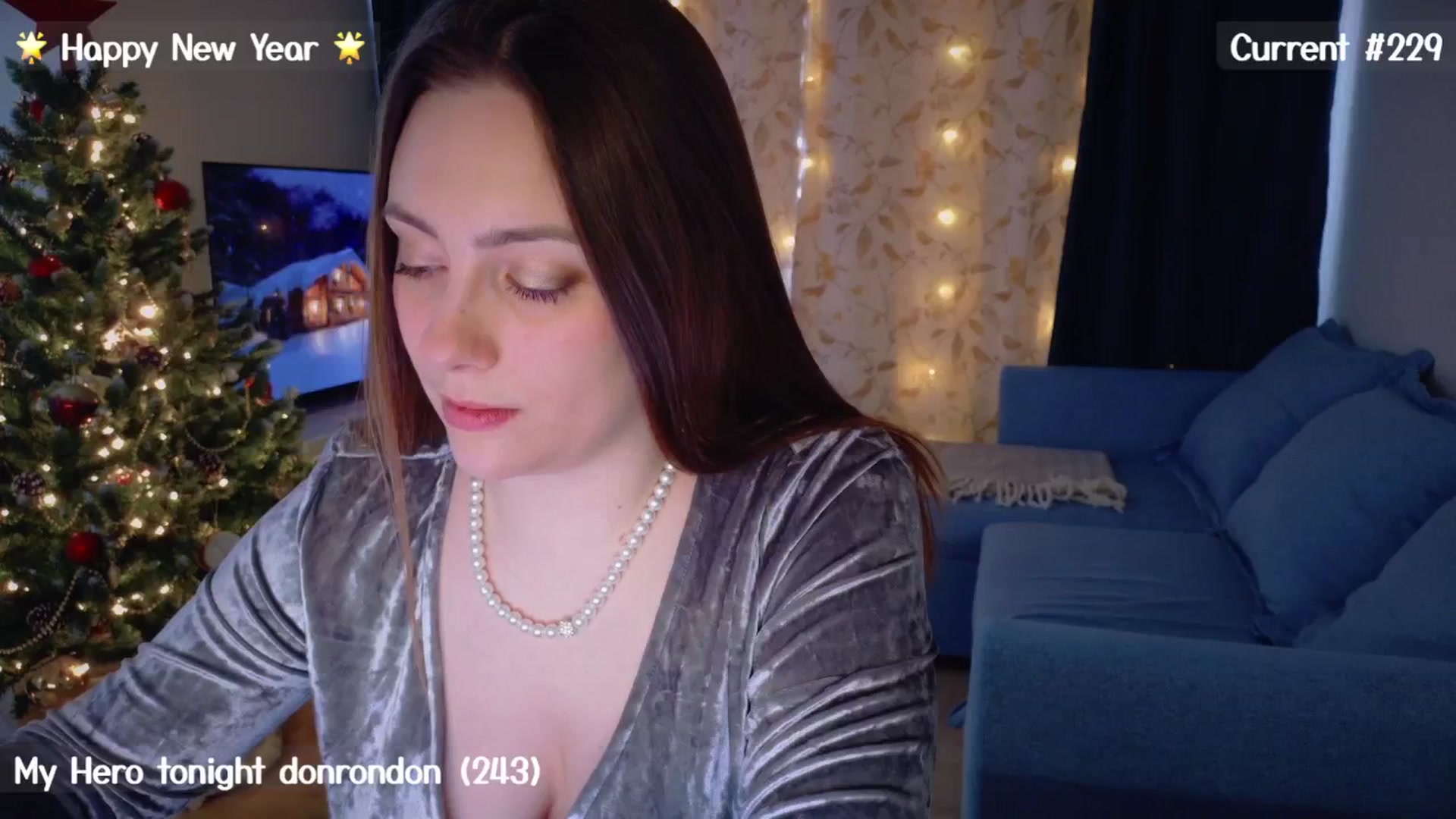 Gallery image thumbnail from QueenOfTease_'s myfreecams stream on, 01/01/2025, 06:21 image 19 of 20
