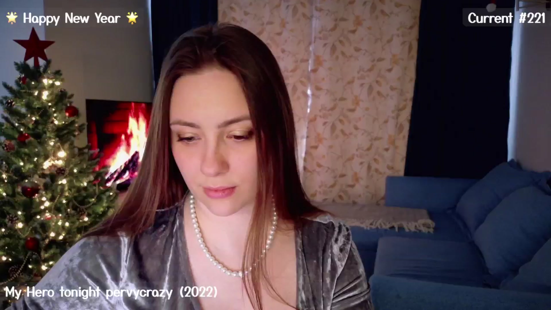 Gallery image thumbnail from QueenOfTease_'s myfreecams stream on, 01/01/2025, 08:20 image 7 of 20