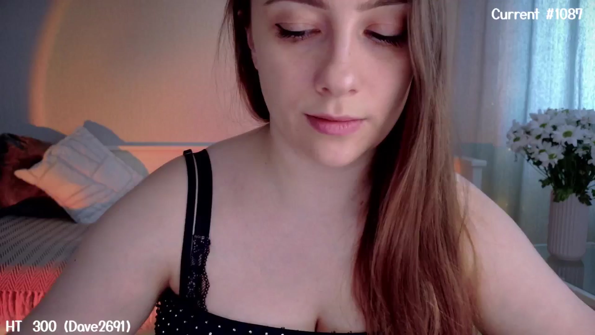 Gallery image thumbnail from QueenOfTease_'s myfreecams stream on, 02/02/2025, 05:43 image 6 of 20