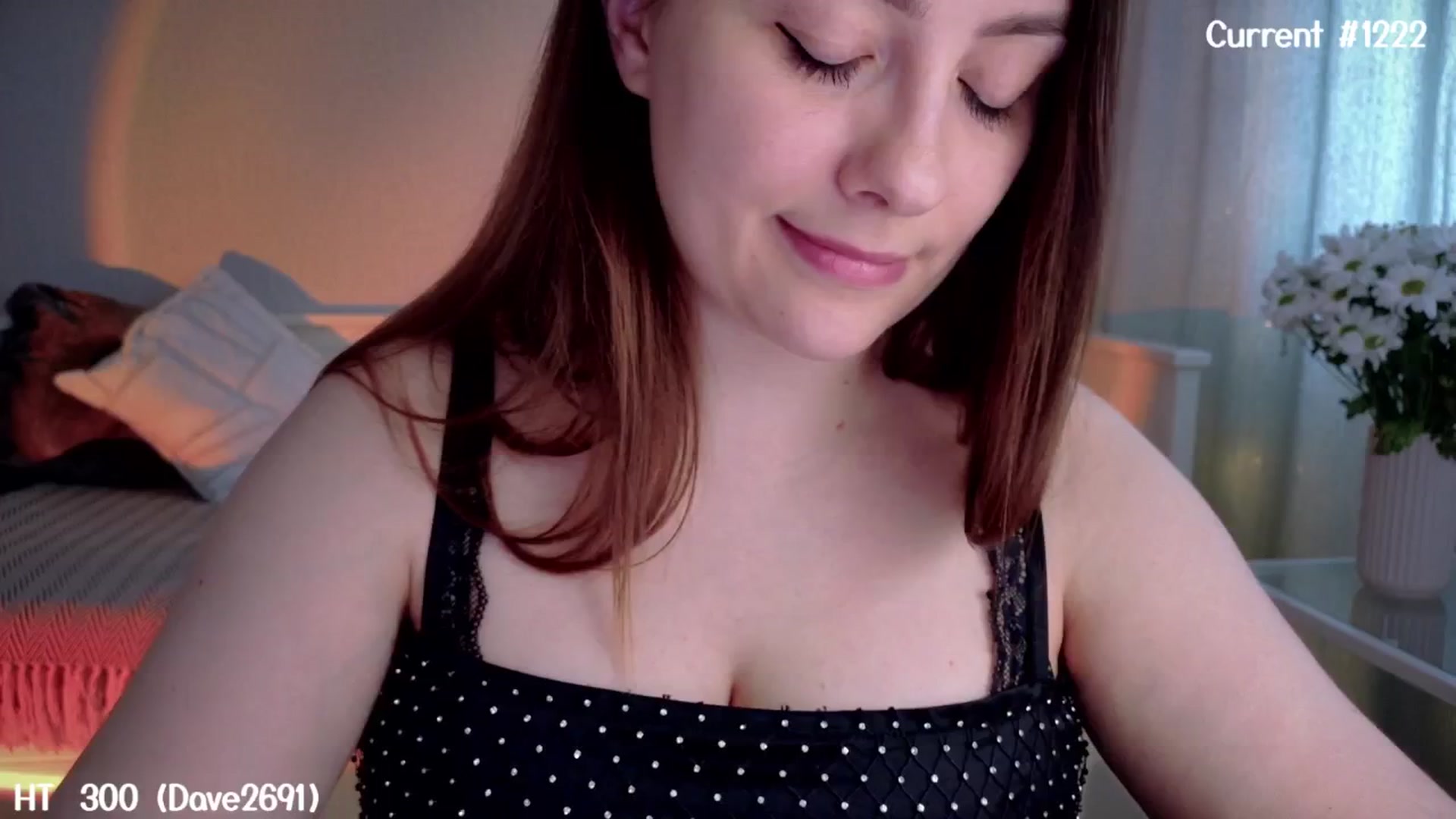Gallery image thumbnail from QueenOfTease_'s myfreecams stream on, 02/02/2025, 05:43 image 3 of 20