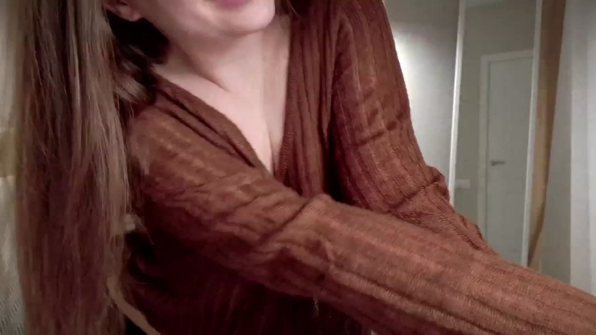 Gallery image thumbnail from QueenOfTease_'s myfreecams stream on, 02/28/2025, 05:34 image 14 of 20