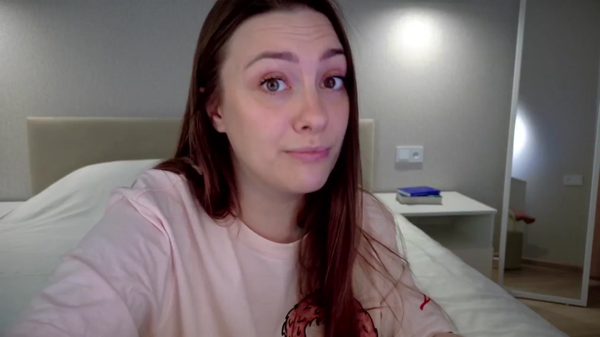 Gallery image thumbnail from QueenOfTease_'s myfreecams stream on, 03/06/2025, 05:16 image 10 of 20