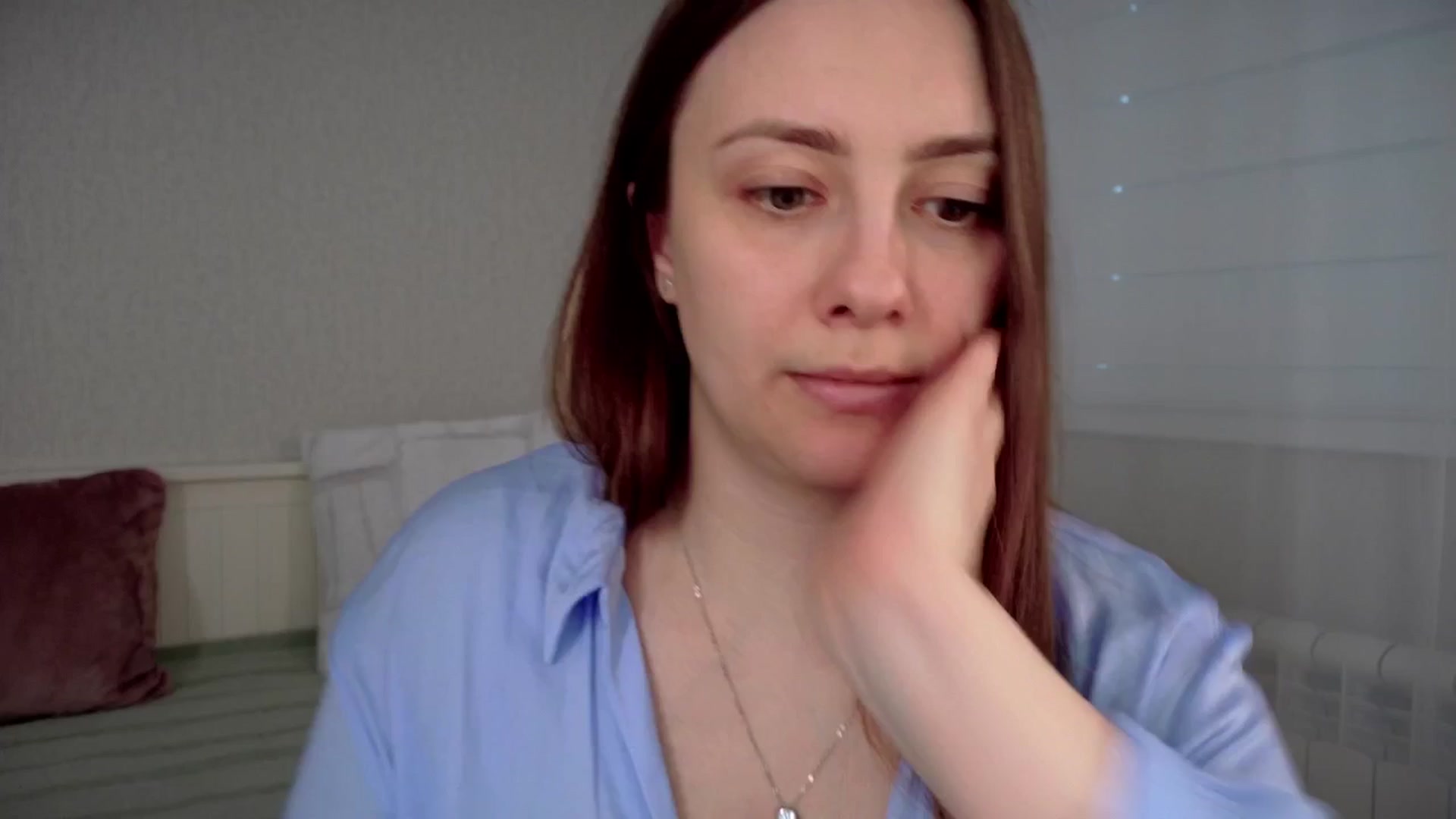 Gallery image thumbnail from QueenOfTease_'s myfreecams stream on, 03/24/2025, 06:33 image 10 of 20