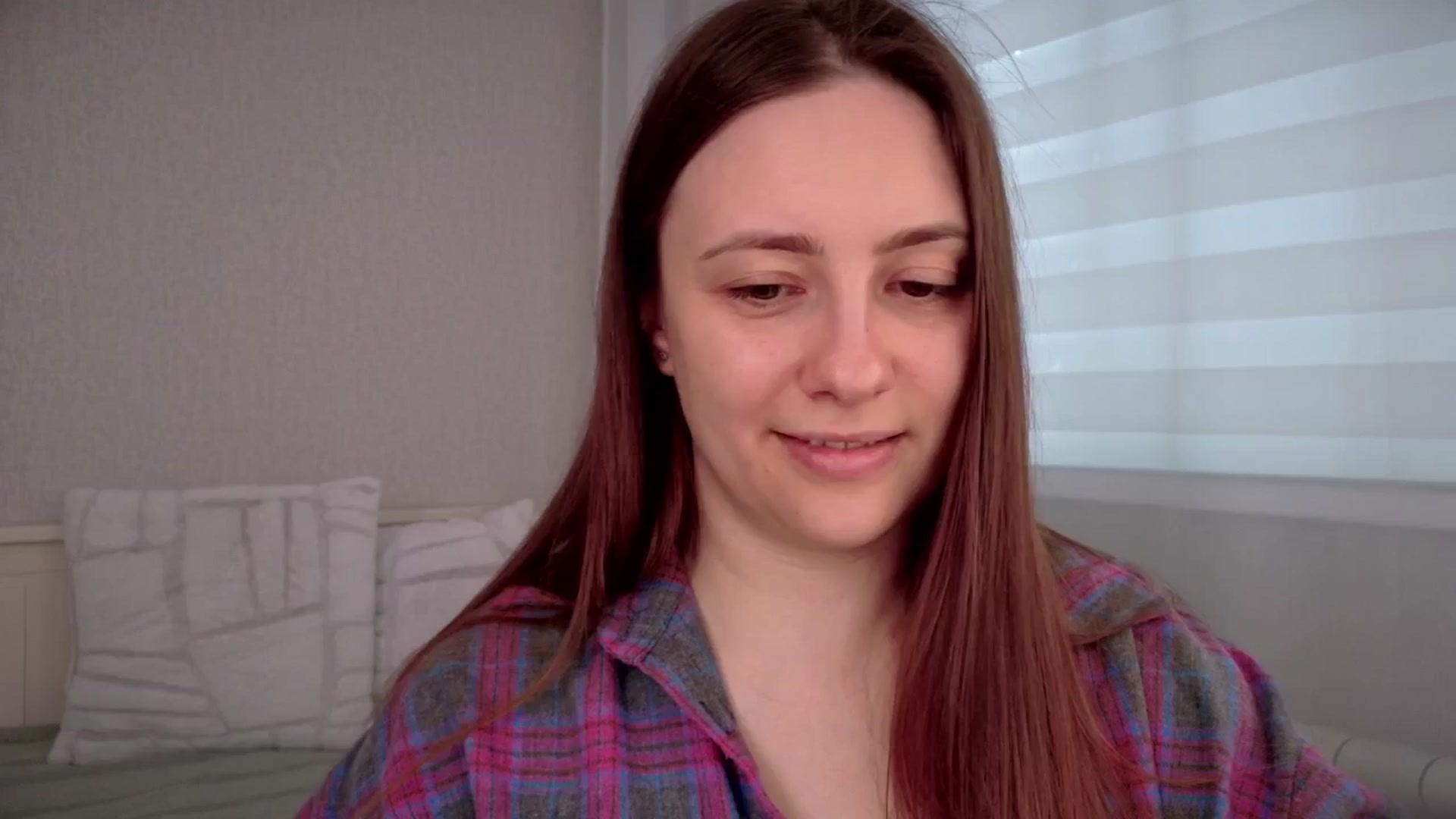 Gallery image thumbnail from QueenOfTease_'s myfreecams stream on, 03/25/2025, 05:48 image 12 of 20