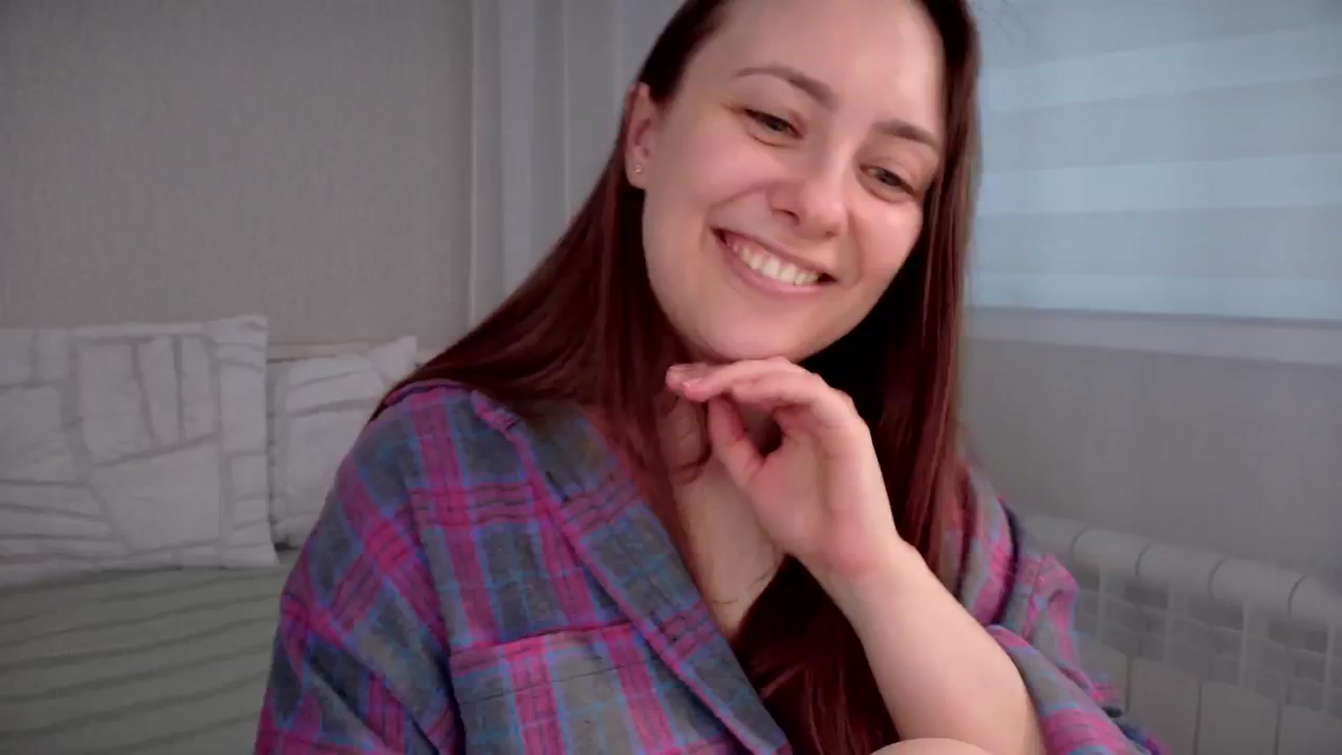 Gallery image thumbnail from QueenOfTease_'s myfreecams stream on, 03/25/2025, 06:51 image 7 of 20