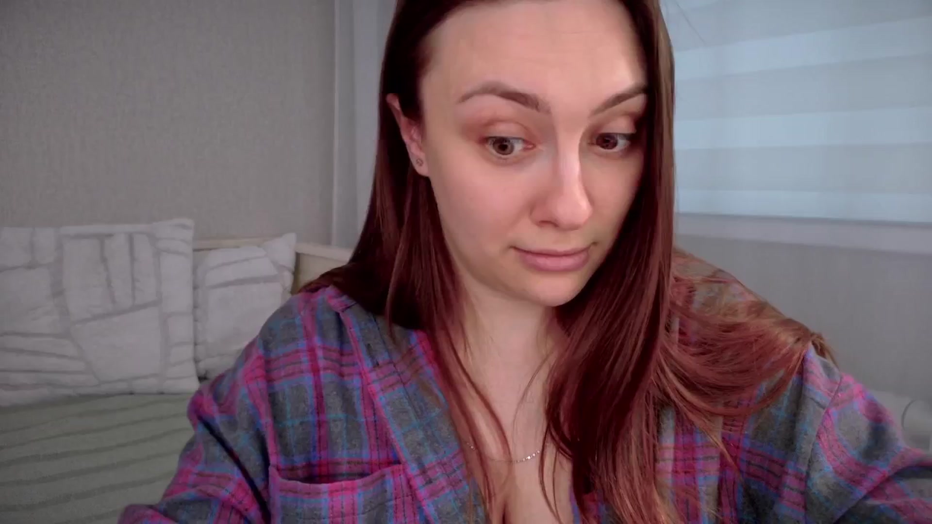 Gallery image thumbnail from QueenOfTease_'s myfreecams stream on, 03/25/2025, 06:51 image 11 of 20