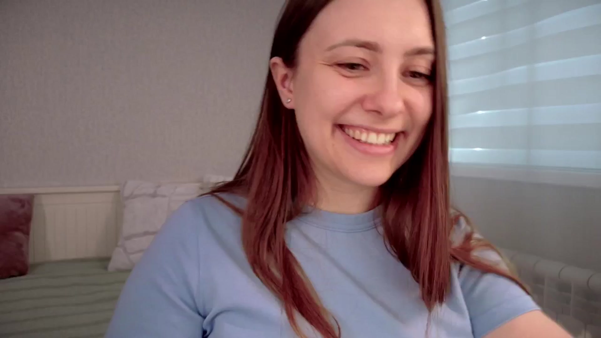 Gallery image thumbnail from QueenOfTease_'s myfreecams stream on, 03/26/2025, 06:39 image 10 of 20