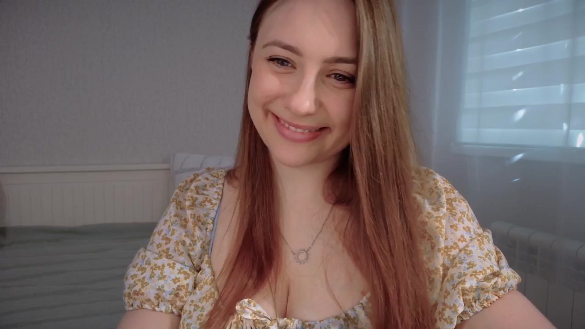 Gallery image thumbnail from QueenOfTease_'s myfreecams stream on, 03/31/2025, 05:20 image 3 of 20