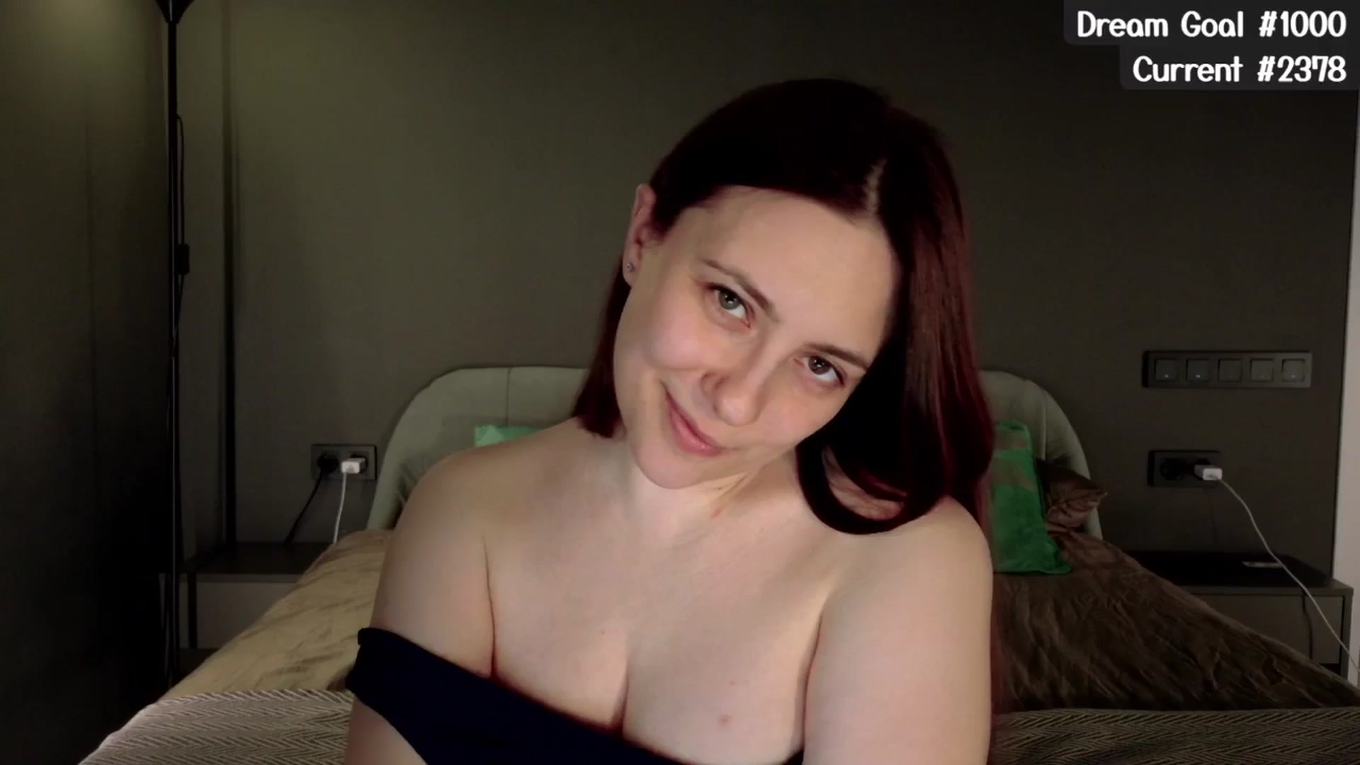 Gallery image thumbnail from QueenOfTease_'s myfreecams stream on, 04/15/2025, 05:35 image 15 of 20