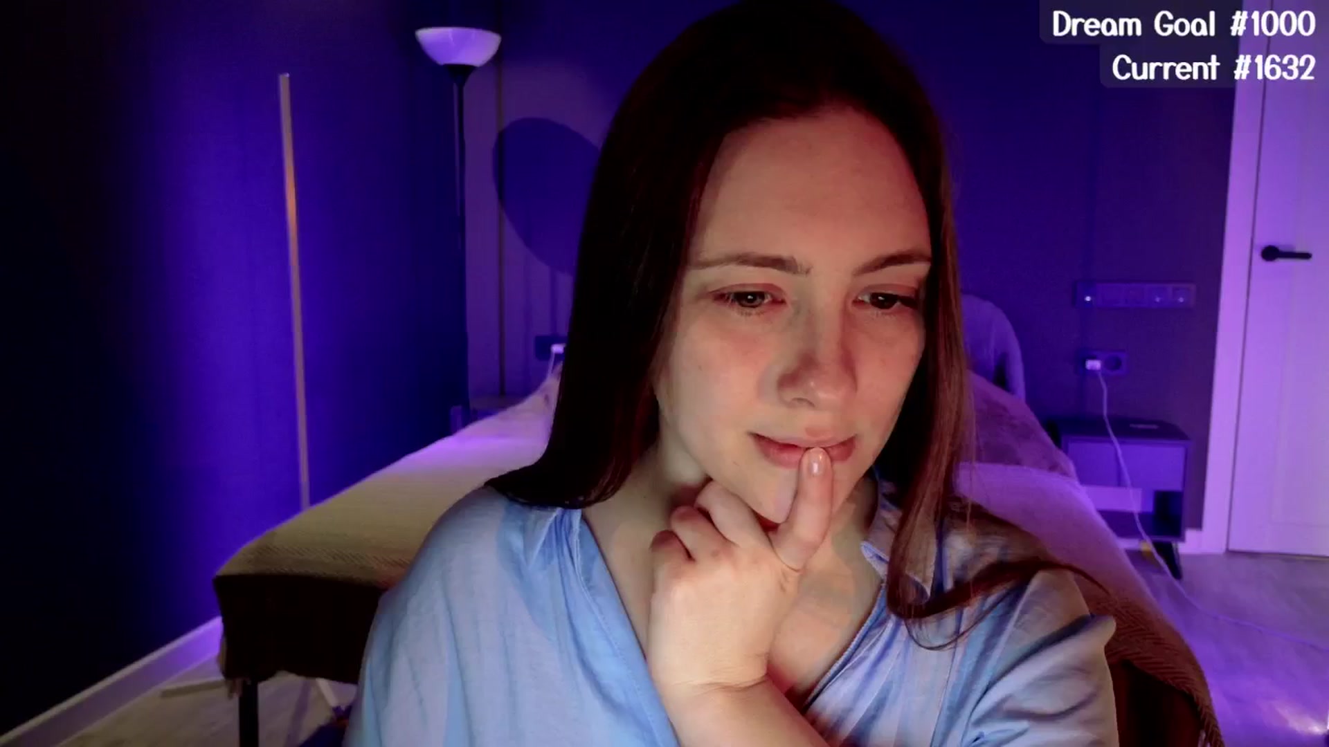 Gallery image thumbnail from QueenOfTease_'s myfreecams stream on, 04/16/2025, 04:49 image 18 of 20