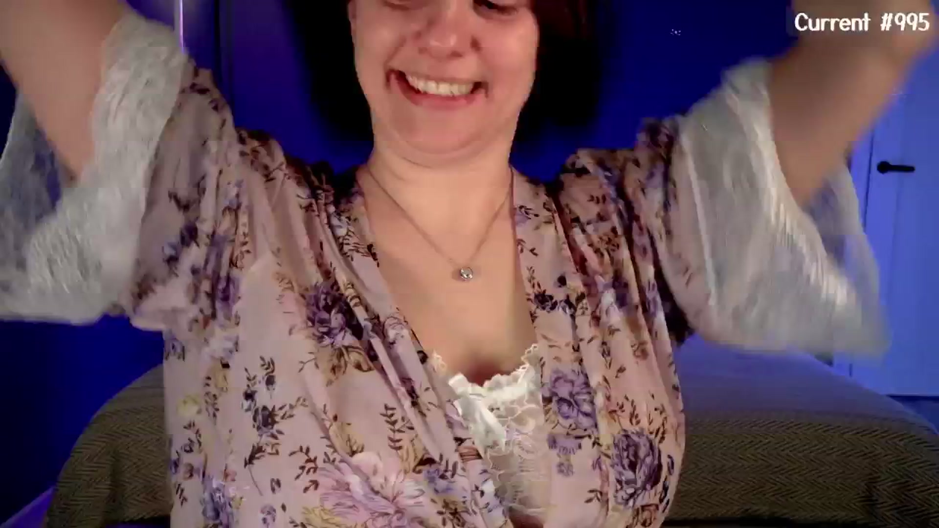 Gallery image thumbnail from QueenOfTease_'s myfreecams stream on, 05/08/2025, 06:36 image 10 of 20