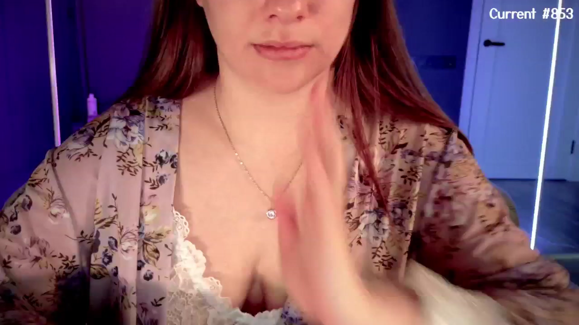 Gallery image thumbnail from QueenOfTease_'s myfreecams stream on, 05/08/2025, 06:36 image 17 of 20