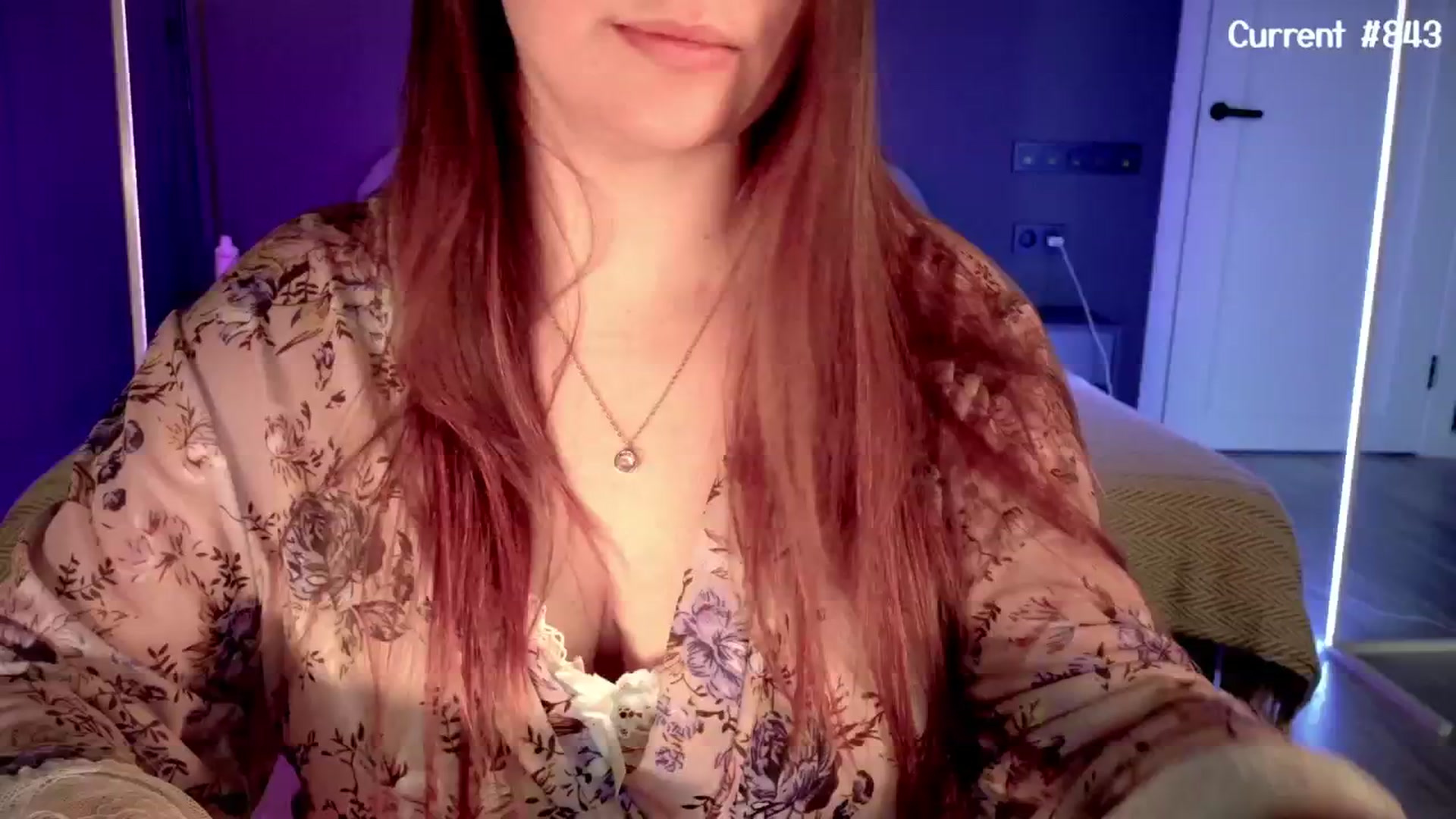 Gallery image thumbnail from QueenOfTease_'s myfreecams stream on, 05/08/2025, 07:15 image 10 of 20