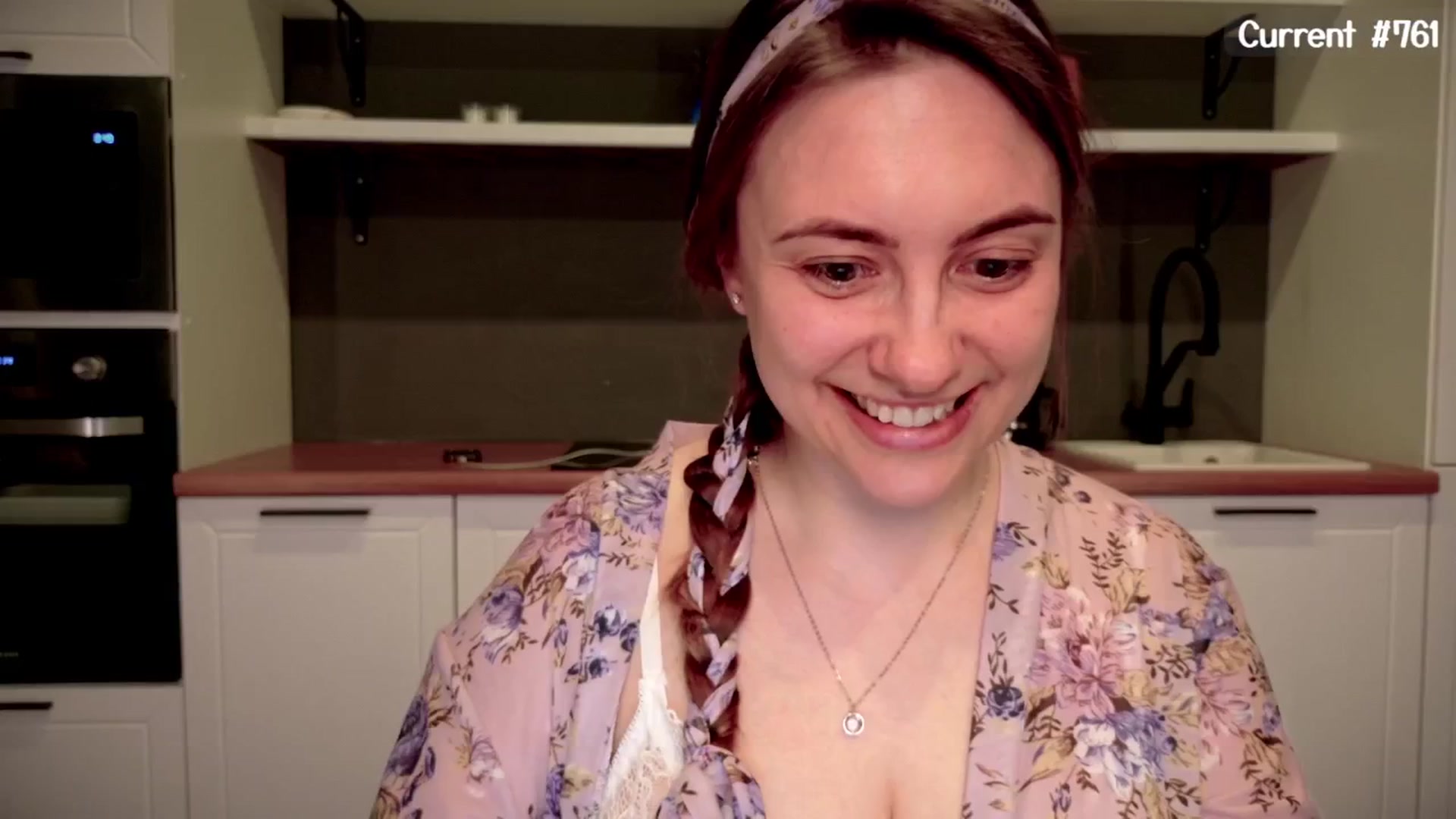 Gallery image thumbnail from QueenOfTease_'s myfreecams stream on, 05/14/2025, 06:34 image 11 of 20