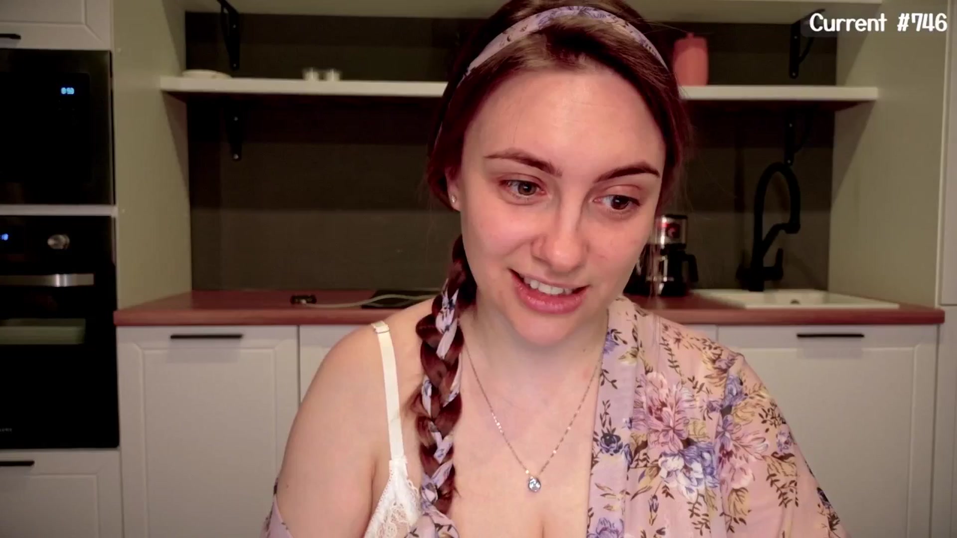 Gallery image thumbnail from QueenOfTease_'s myfreecams stream on, 05/14/2025, 06:34 image 12 of 20