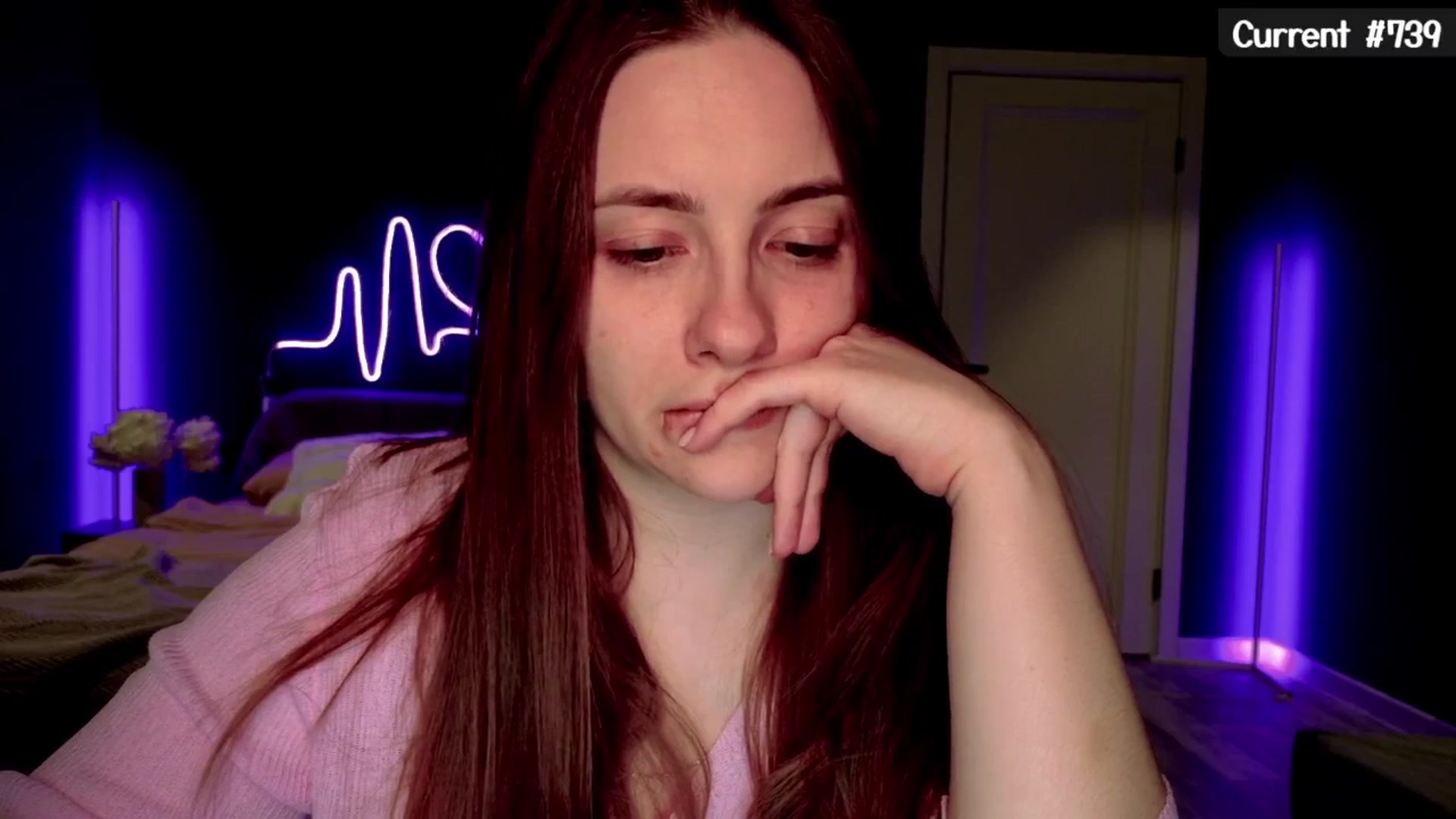 Gallery image thumbnail from QueenOfTease_'s myfreecams stream on, 05/18/2025, 05:29 image 7 of 20