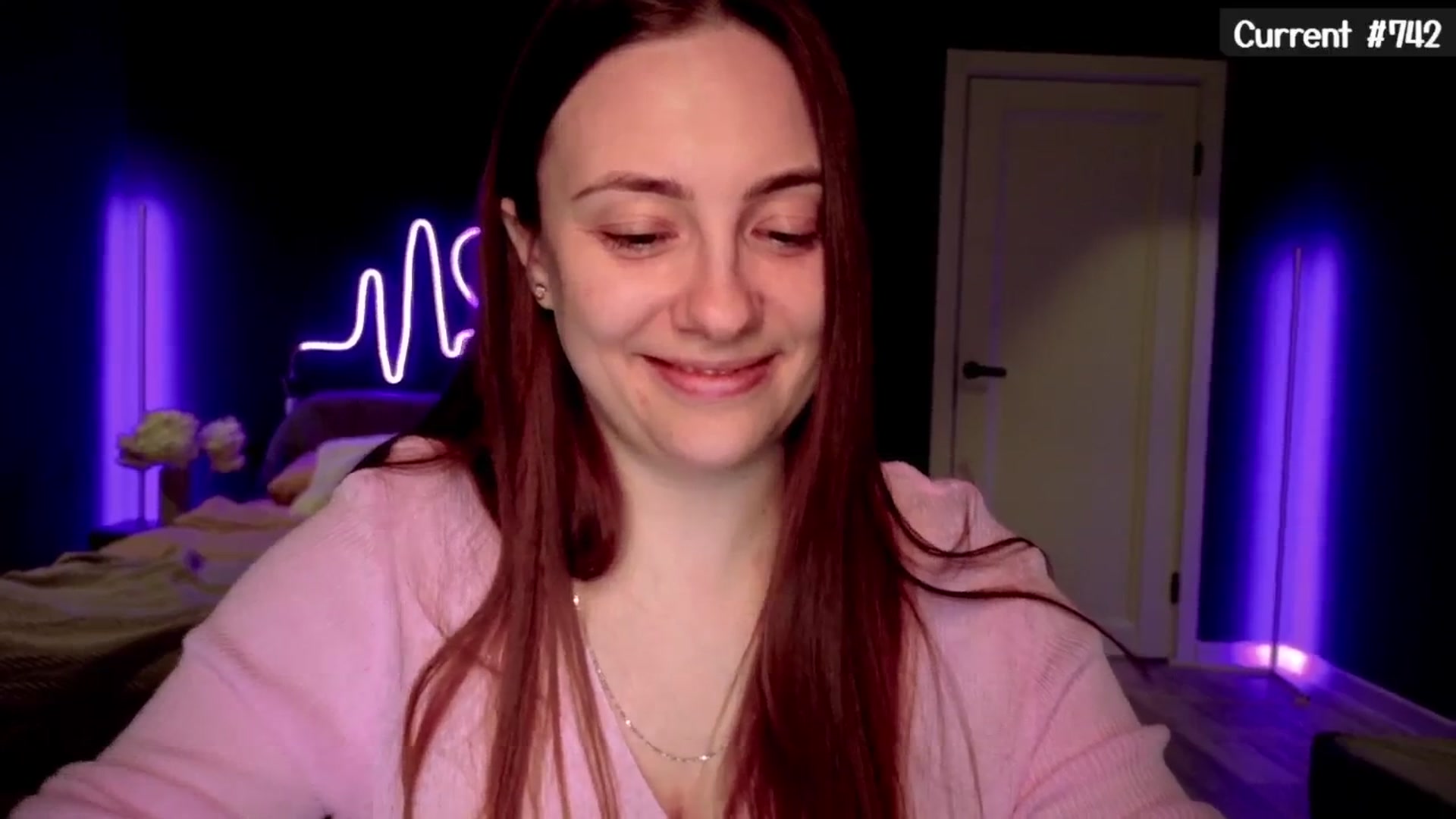 Gallery image thumbnail from QueenOfTease_'s myfreecams stream on, 05/18/2025, 06:06 image 6 of 20