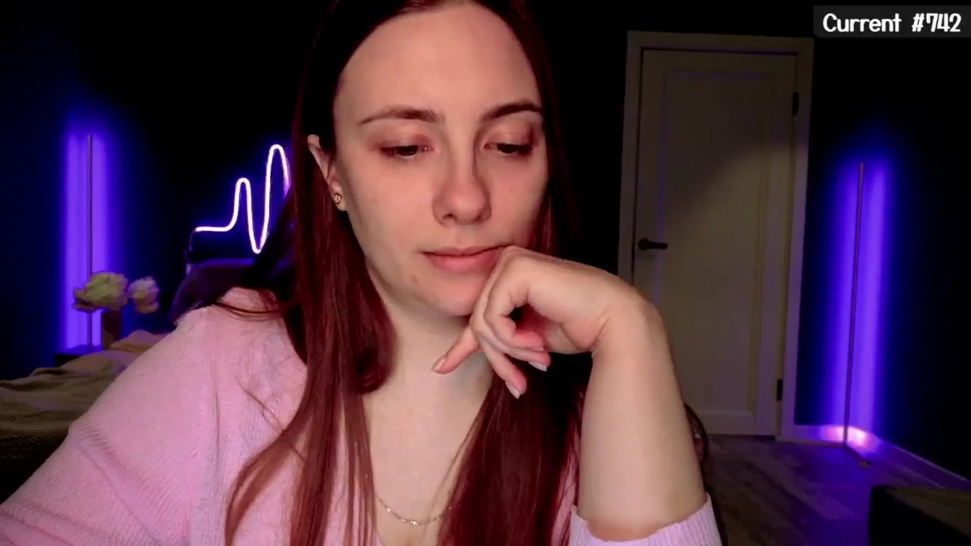 Gallery image thumbnail from QueenOfTease_'s myfreecams stream on, 05/18/2025, 06:06 image 5 of 20