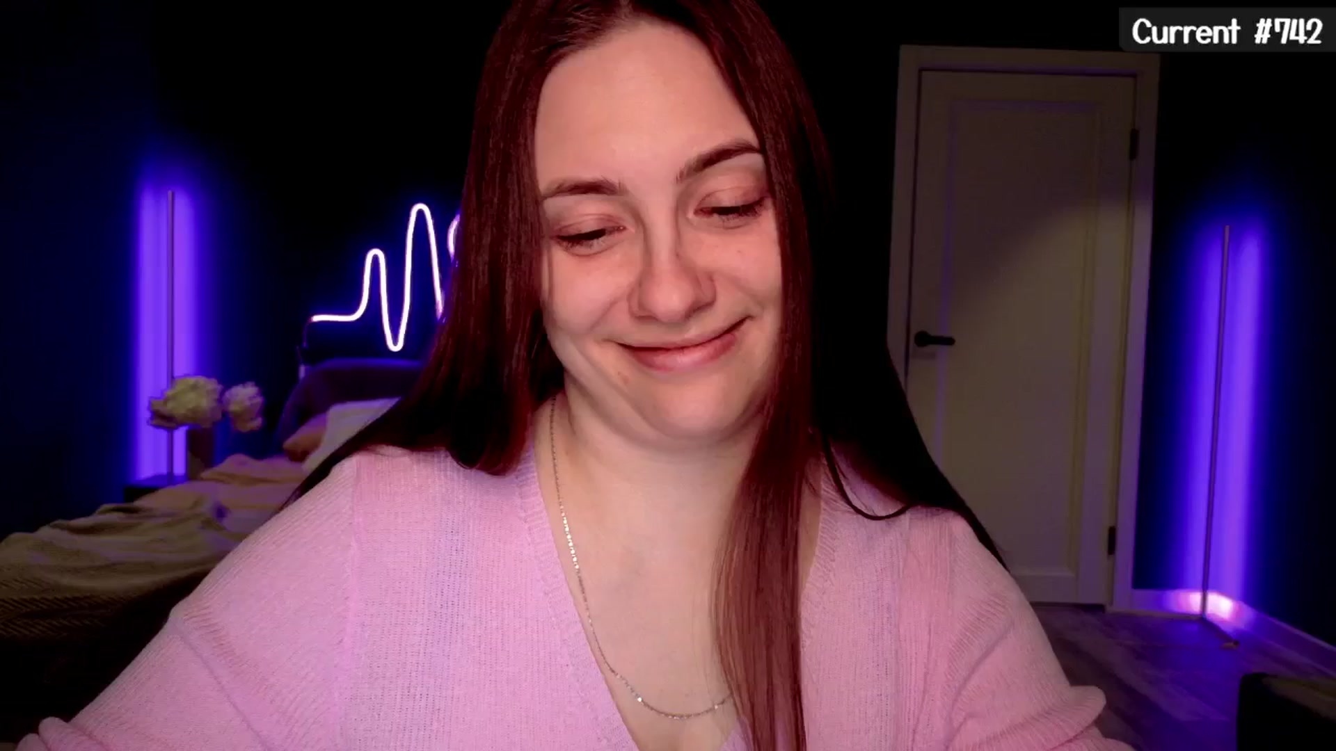 Gallery image thumbnail from QueenOfTease_'s myfreecams stream on, 05/18/2025, 06:06 image 12 of 20