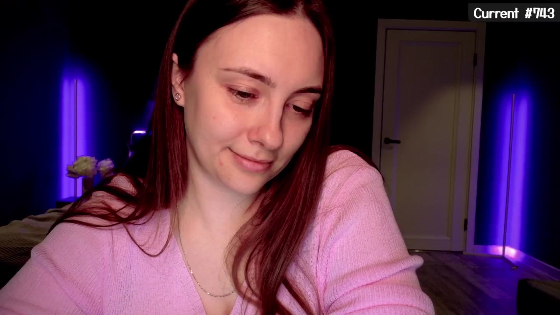 Gallery image thumbnail from QueenOfTease_'s myfreecams stream on, 05/18/2025, 06:06 image 17 of 20