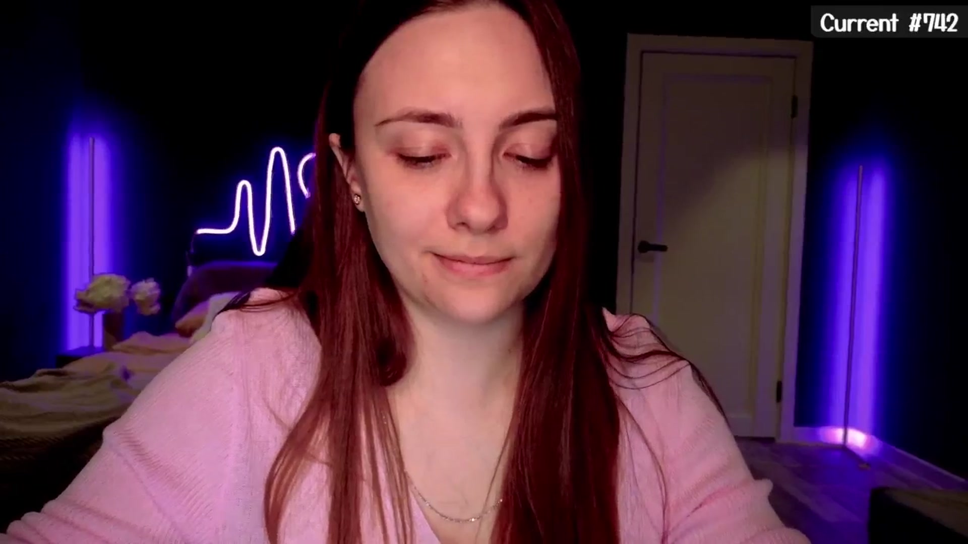 Gallery image thumbnail from QueenOfTease_'s myfreecams stream on, 05/18/2025, 06:06 image 4 of 20