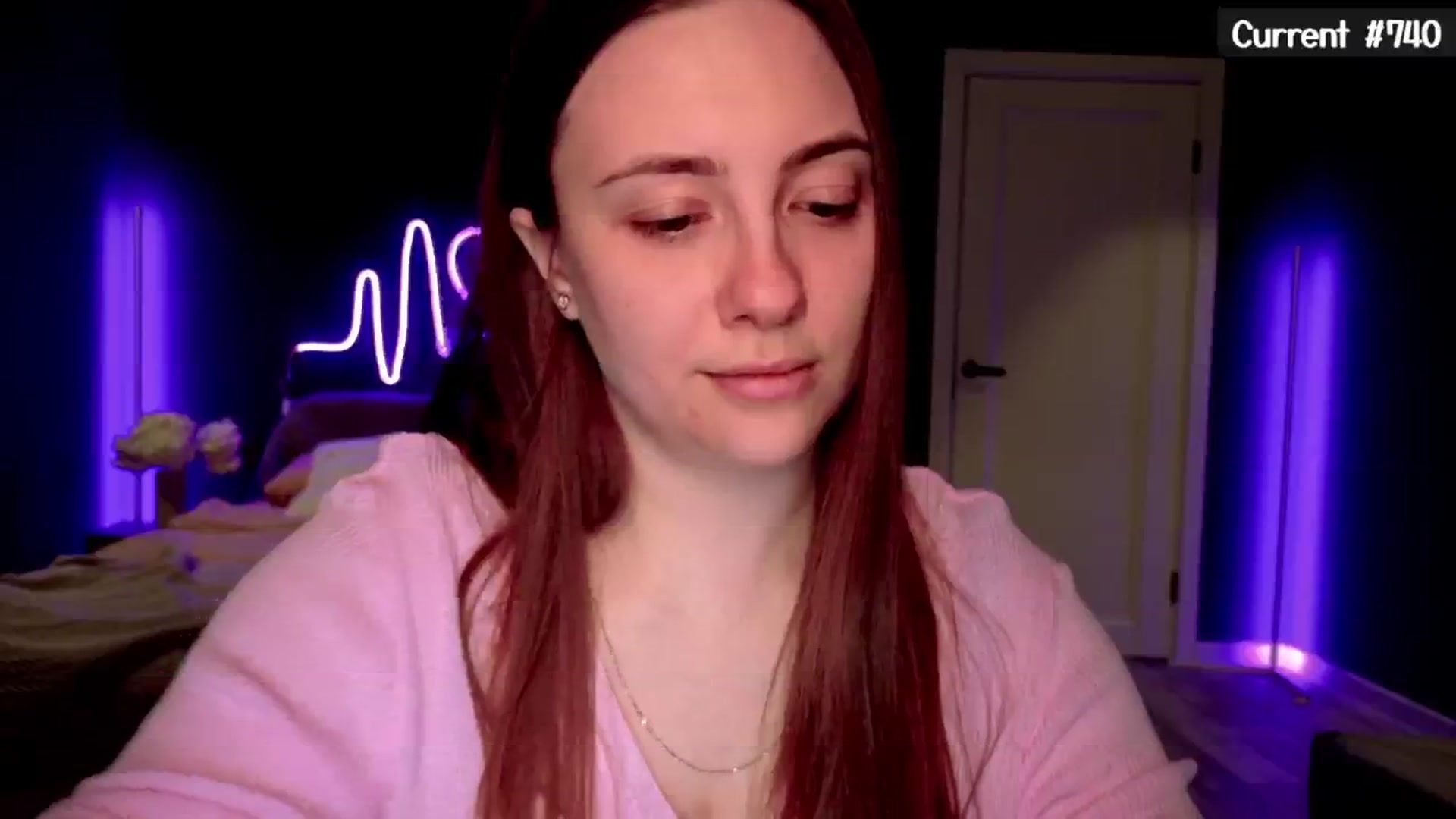 Gallery image thumbnail from QueenOfTease_'s myfreecams stream on, 05/18/2025, 06:06 image 2 of 20
