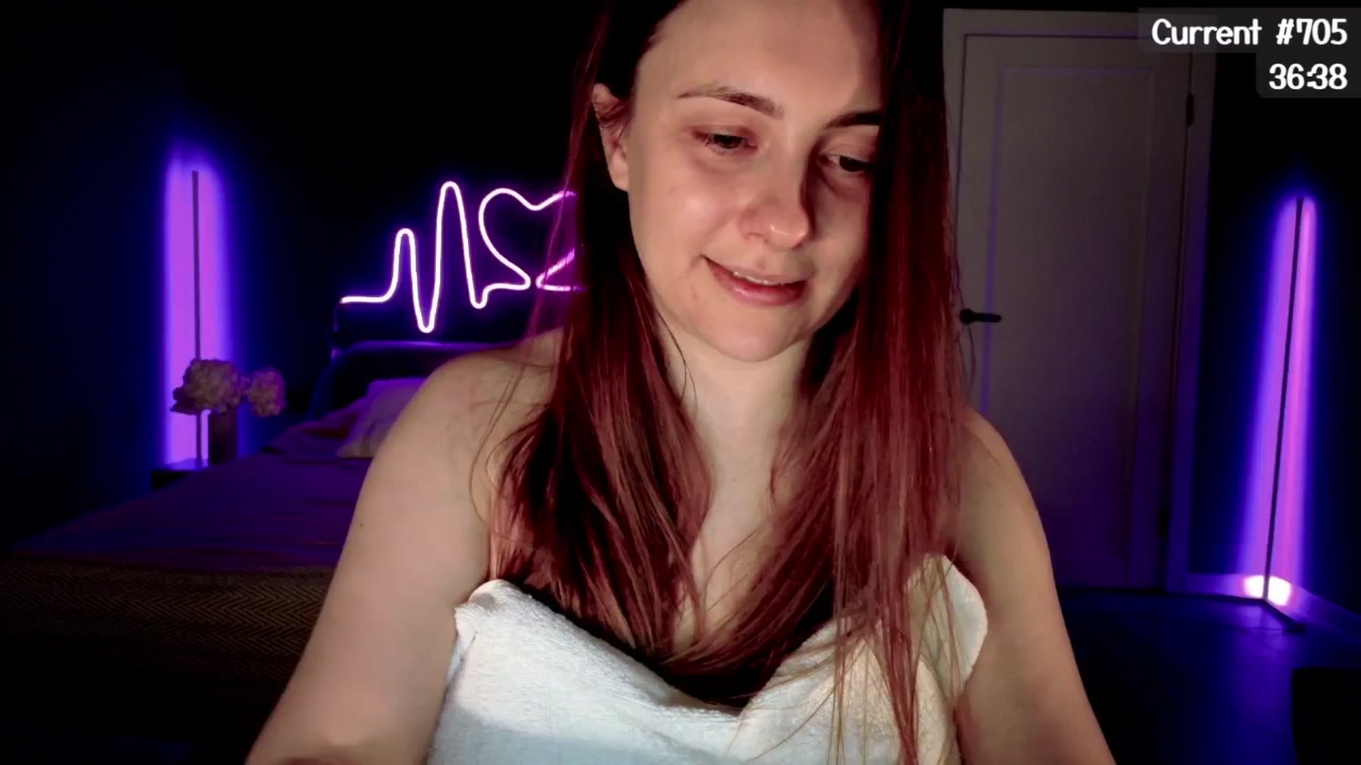 Gallery image thumbnail from QueenOfTease_'s myfreecams stream on, 05/19/2025, 05:41 image 10 of 20