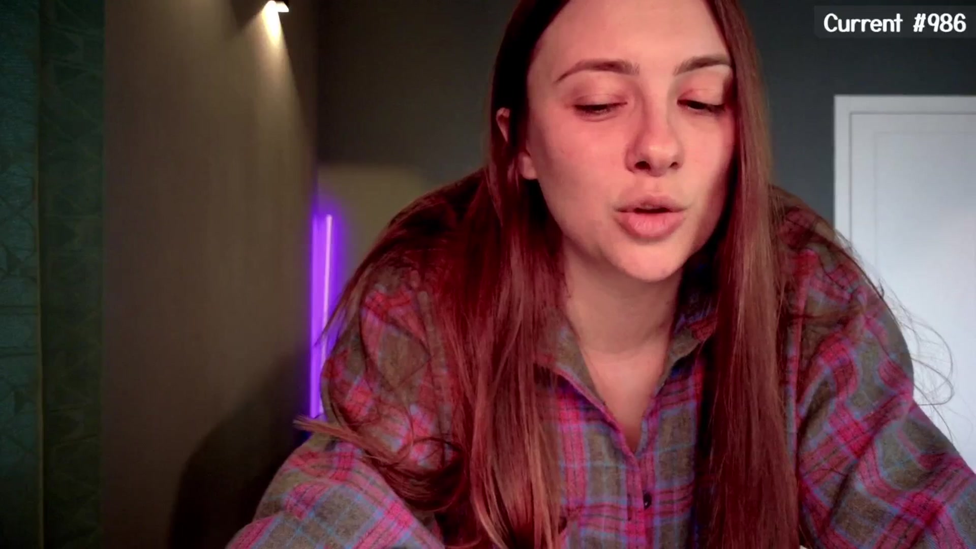 Gallery image thumbnail from QueenOfTease_'s myfreecams stream on, 05/27/2025, 06:43 image 18 of 20