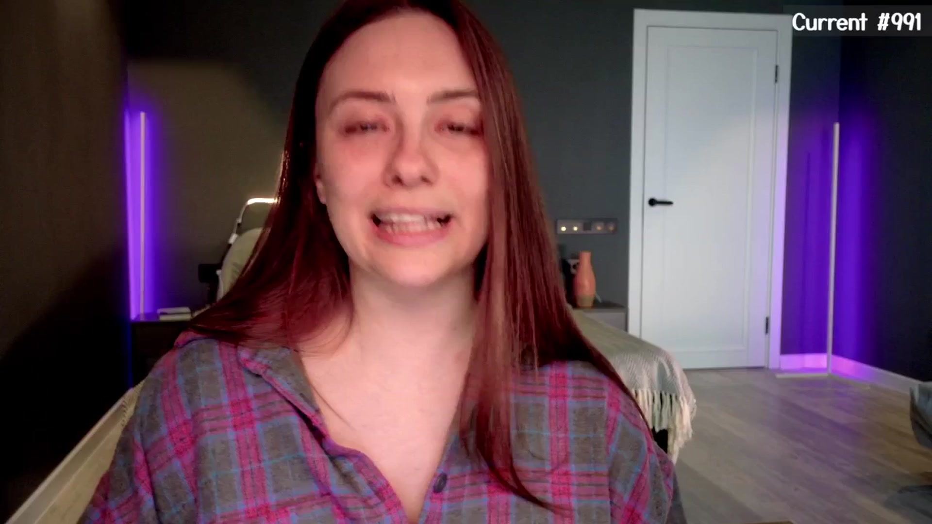 Gallery image thumbnail from QueenOfTease_'s myfreecams stream on, 05/27/2025, 06:43 image 6 of 20