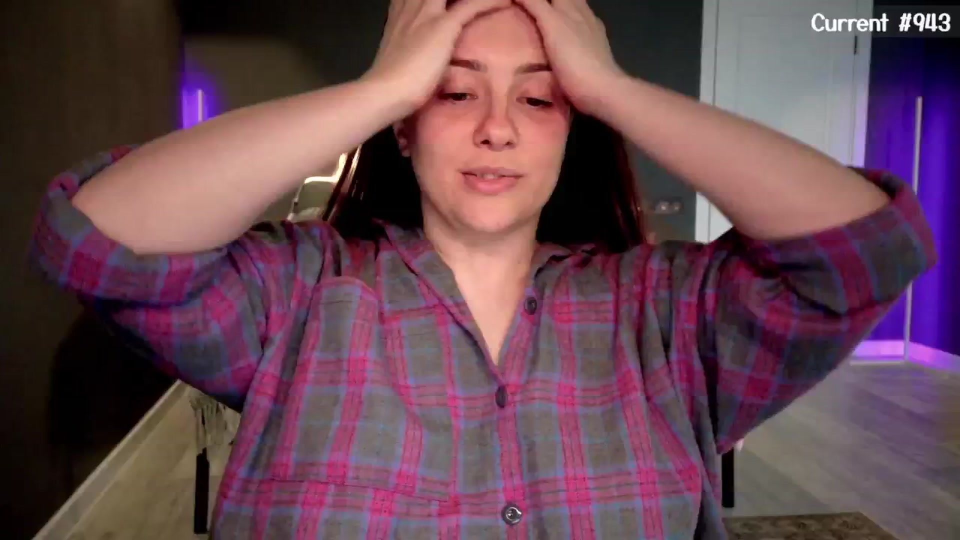 Gallery image thumbnail from QueenOfTease_'s myfreecams stream on, 05/27/2025, 07:19 image 5 of 20