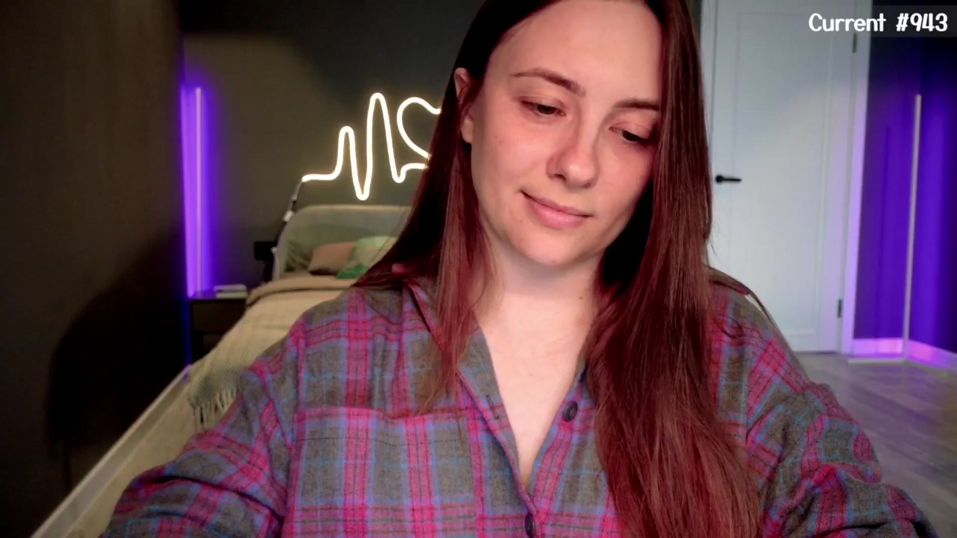 Gallery image thumbnail from QueenOfTease_'s myfreecams stream on, 05/27/2025, 07:19 image 4 of 20
