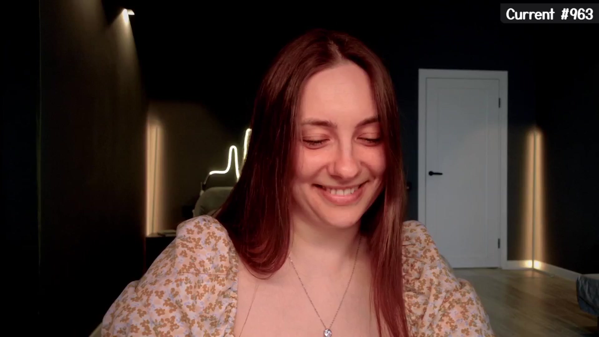 Gallery image thumbnail from QueenOfTease_'s myfreecams stream on, 05/28/2025, 06:36 image 4 of 20