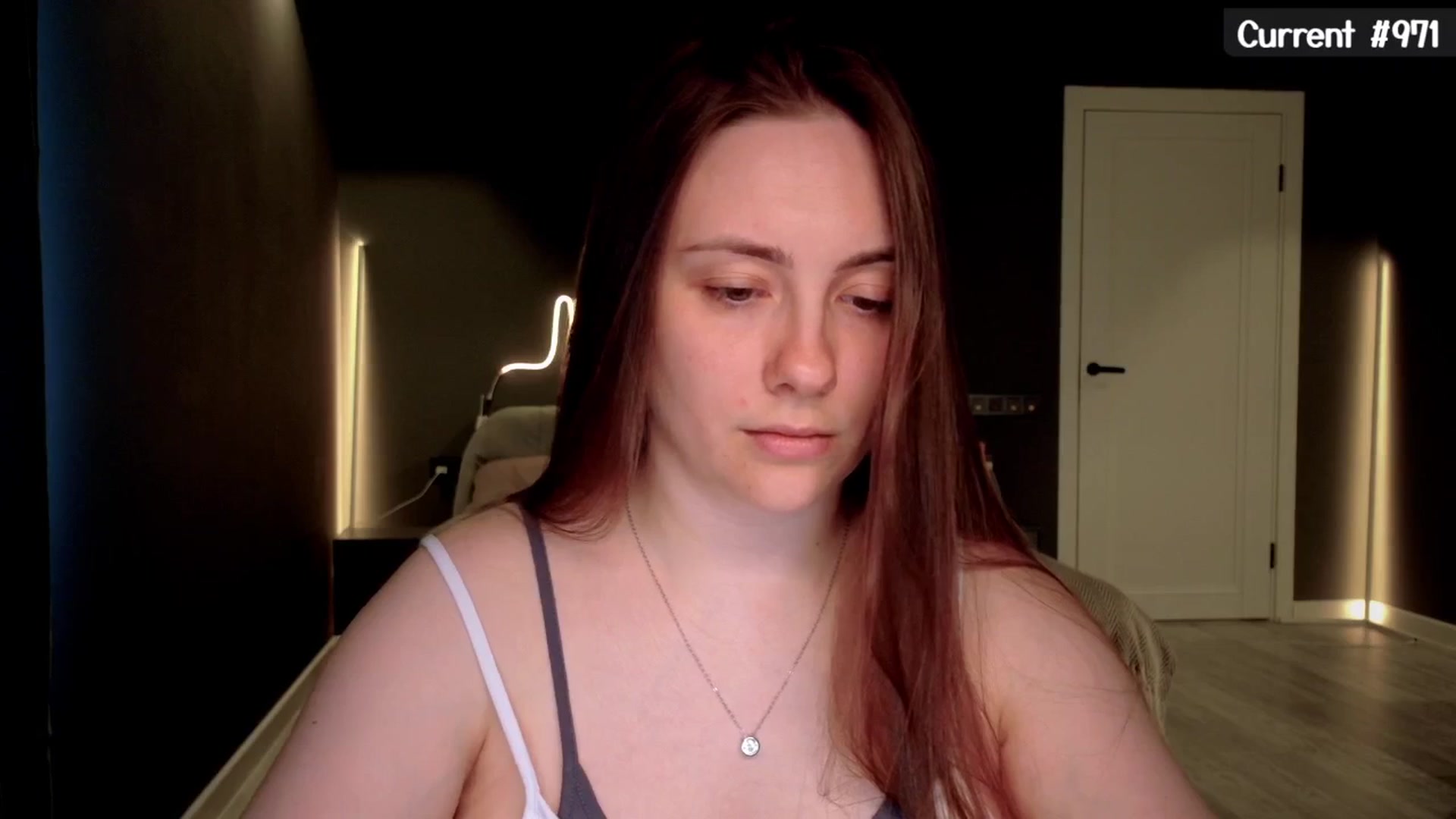 Gallery image thumbnail from QueenOfTease_'s myfreecams stream on, 05/30/2025, 05:50 image 17 of 20