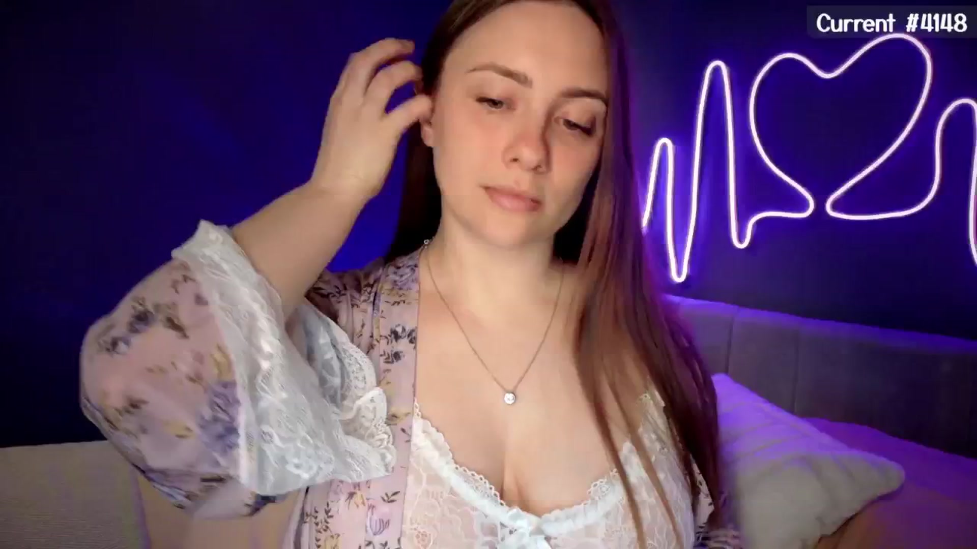 Gallery image thumbnail from QueenOfTease_'s myfreecams stream on, 06/08/2025, 06:39 image 4 of 20