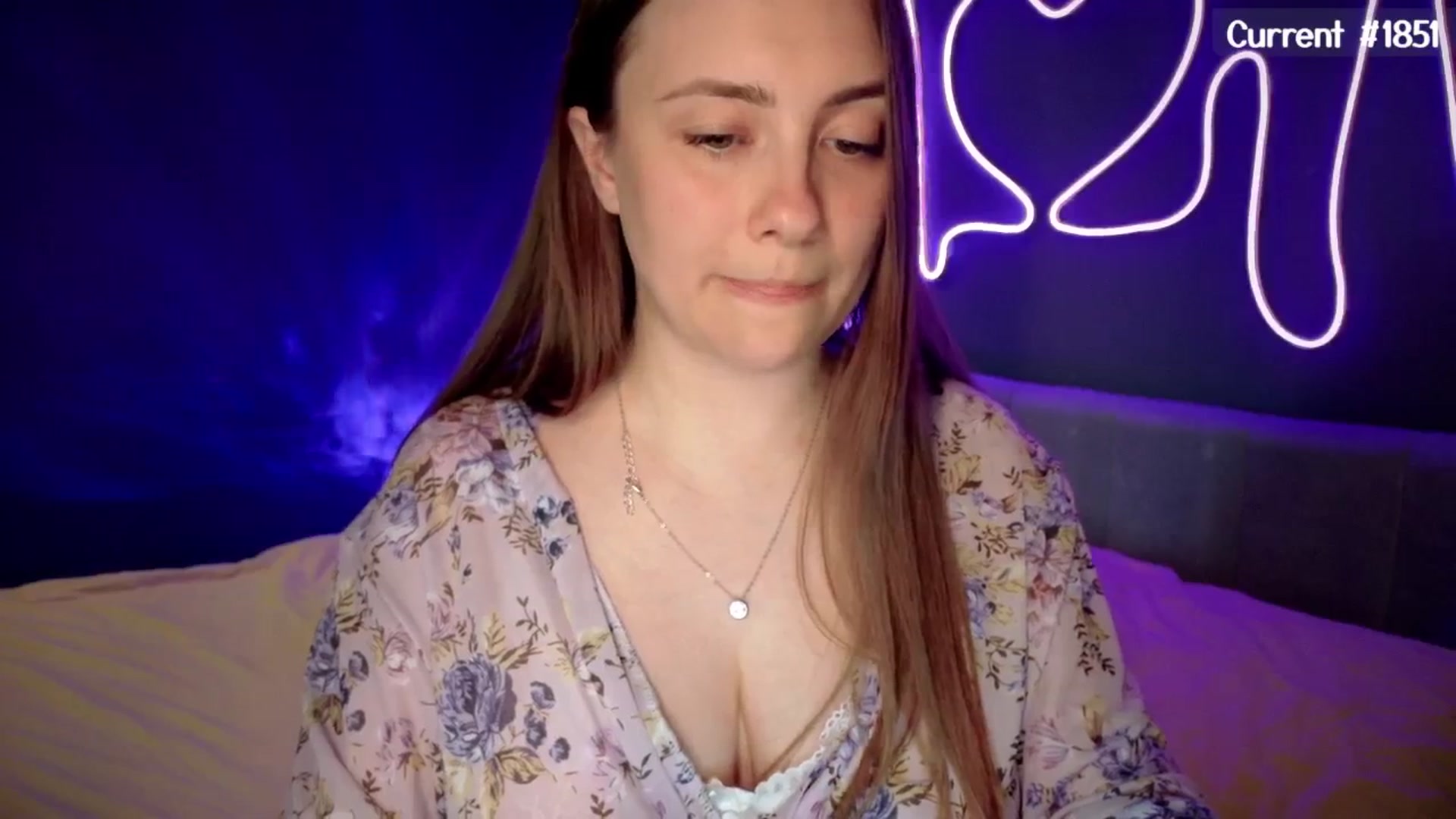Gallery image thumbnail from QueenOfTease_'s myfreecams stream on, 06/08/2025, 06:39 image 17 of 20