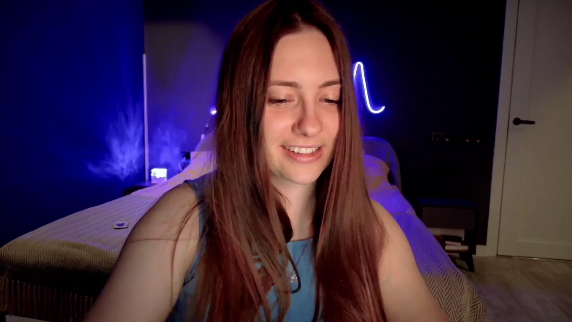 Gallery image thumbnail from QueenOfTease_'s myfreecams stream on, 06/10/2025, 05:56 image 5 of 20
