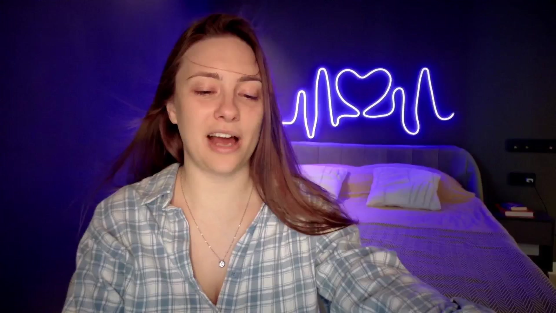 Gallery image thumbnail from QueenOfTease_'s myfreecams stream on, 06/12/2025, 05:51 image 1 of 20
