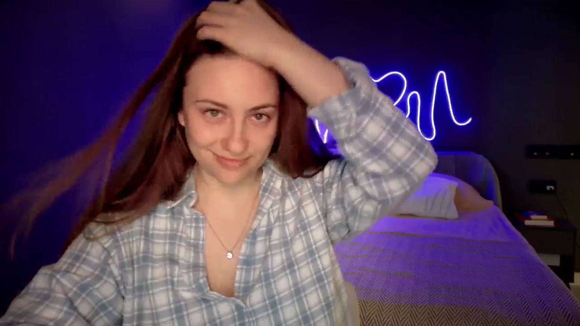 Gallery image thumbnail from QueenOfTease_'s myfreecams stream on, 06/12/2025, 05:51 image 19 of 20