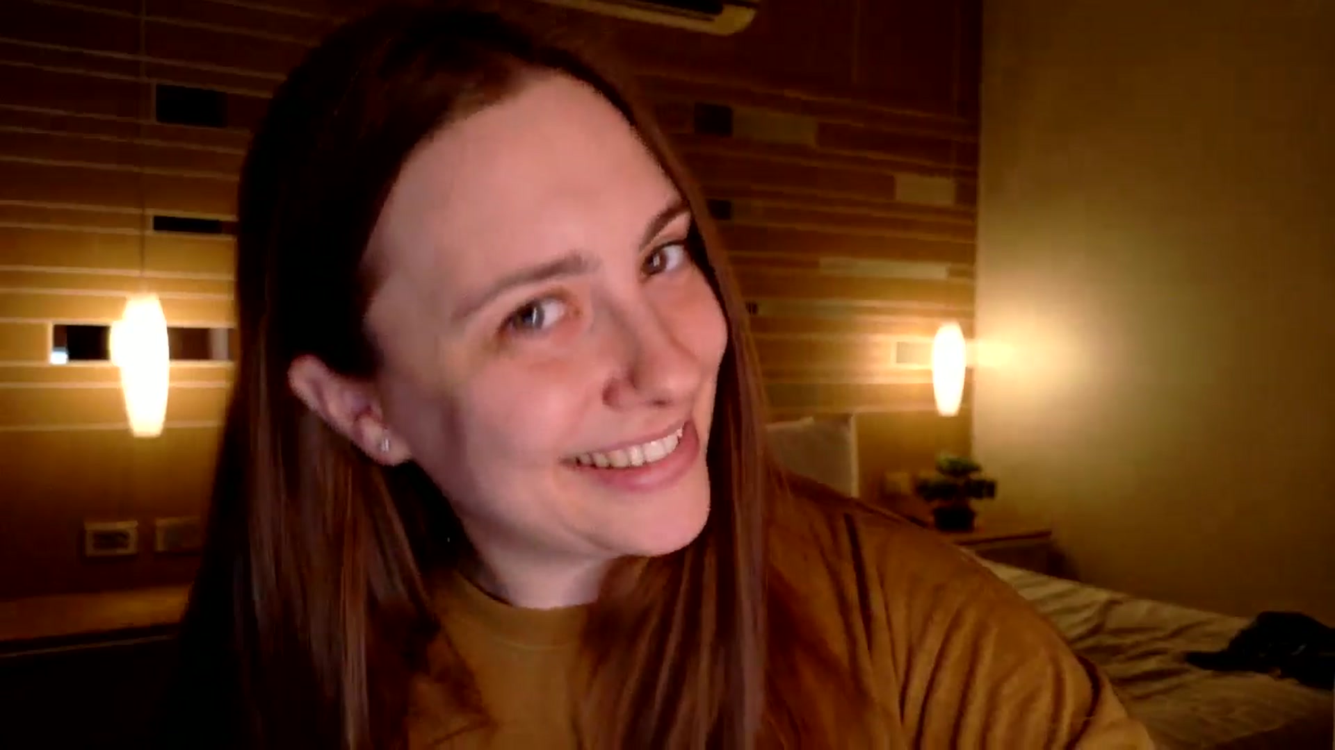 Gallery image thumbnail from QueenOfTease_'s myfreecams stream on, 06/27/2025, 05:29 image 9 of 20