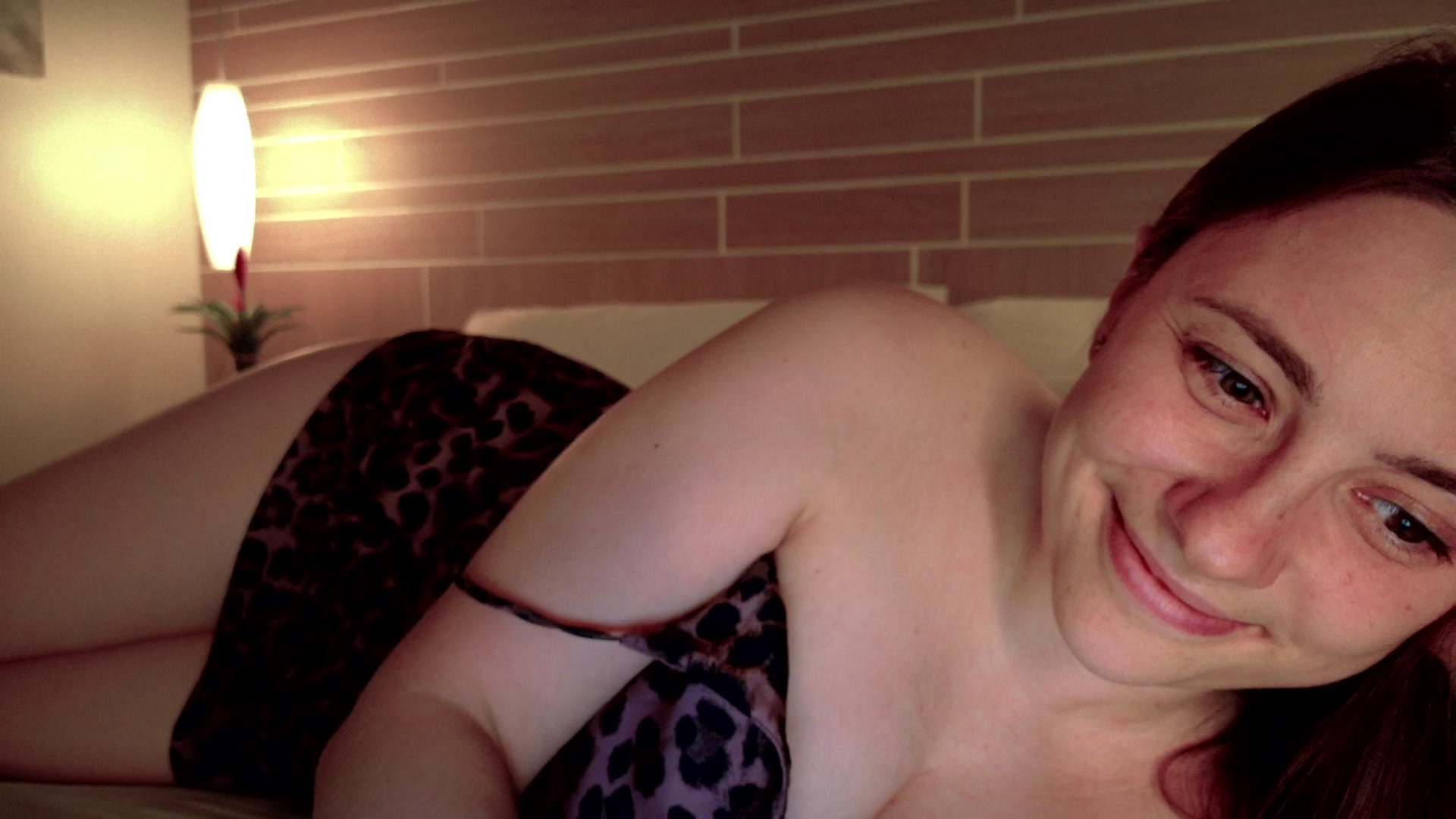 Gallery image thumbnail from QueenOfTease_'s myfreecams stream on, 07/01/2025, 07:19 image 14 of 20