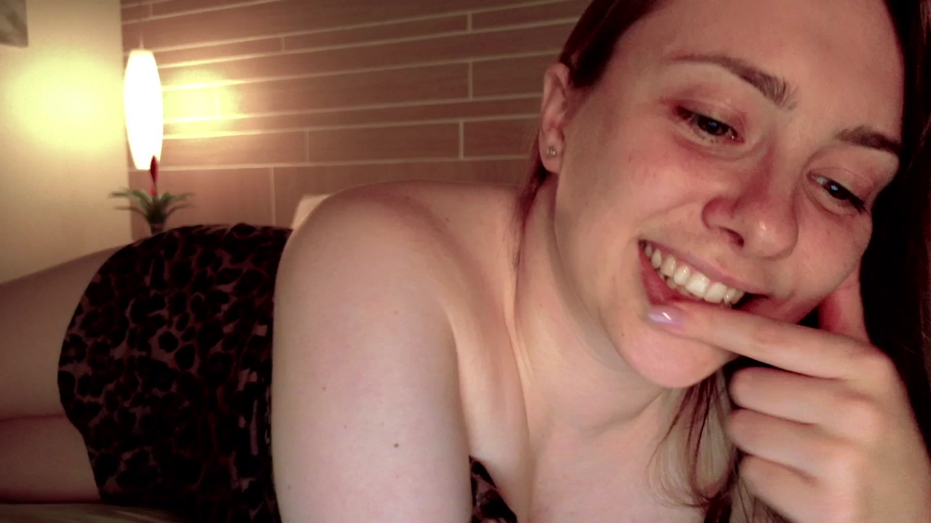 Gallery image thumbnail from QueenOfTease_'s myfreecams stream on, 07/01/2025, 07:19 image 17 of 20