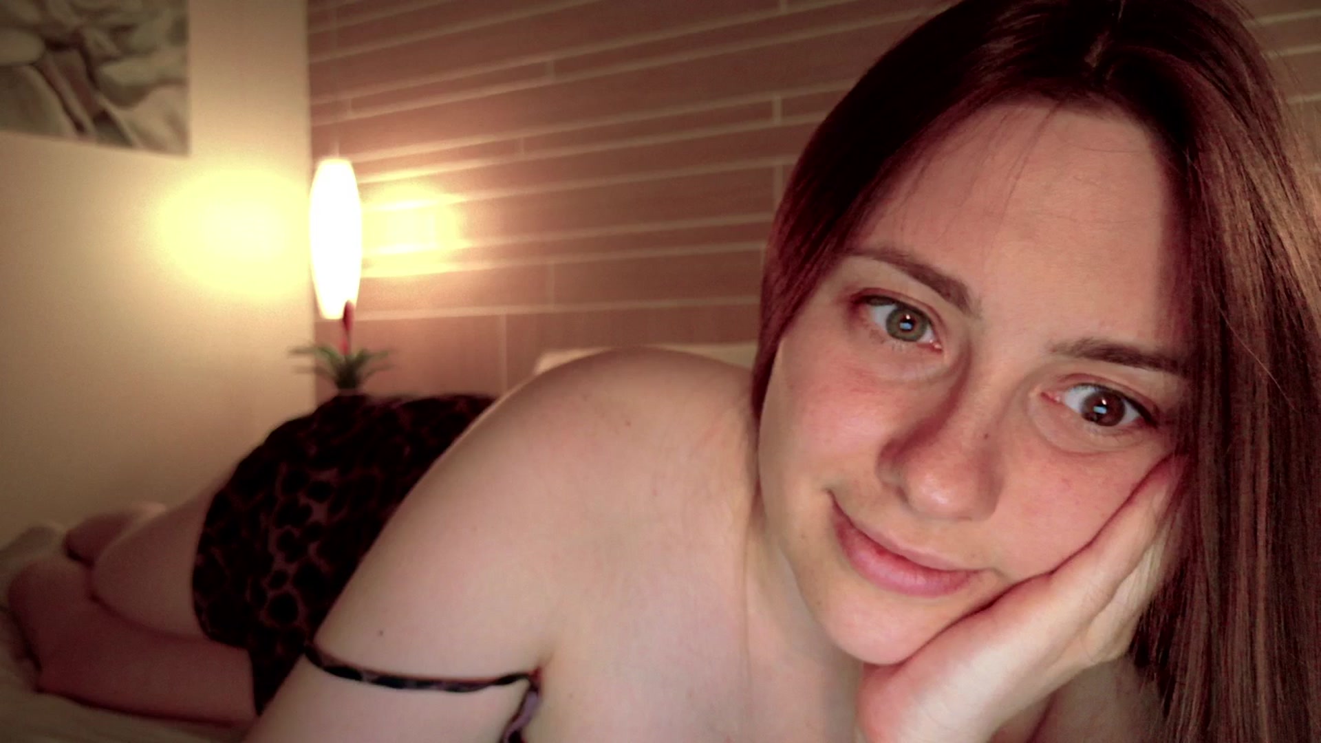 Gallery image thumbnail from QueenOfTease_'s myfreecams stream on, 07/01/2025, 07:19 image 1 of 20